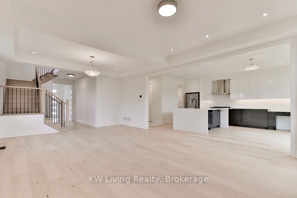 MLS #N12470765 image #8