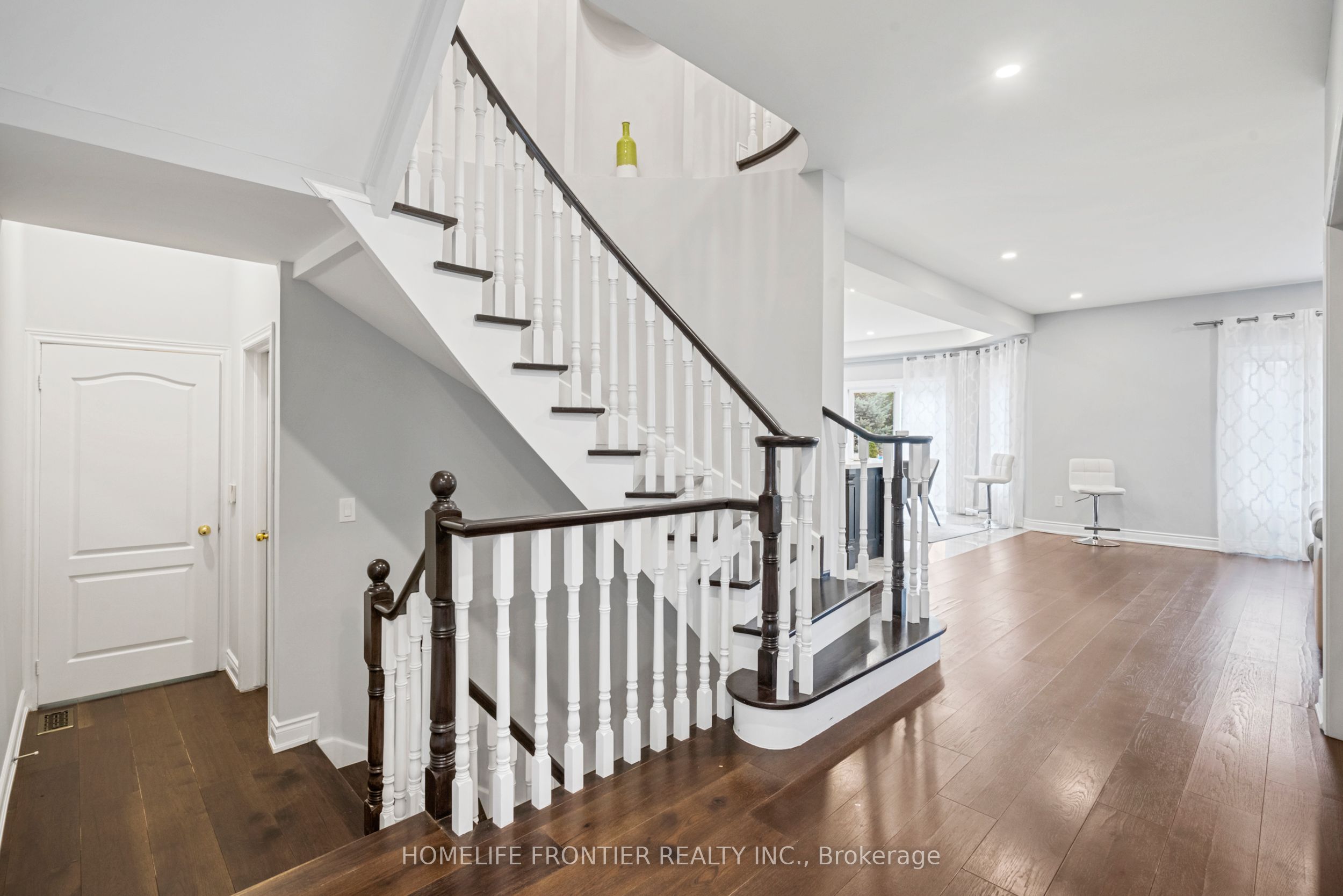 MLS #N12474970 image #5