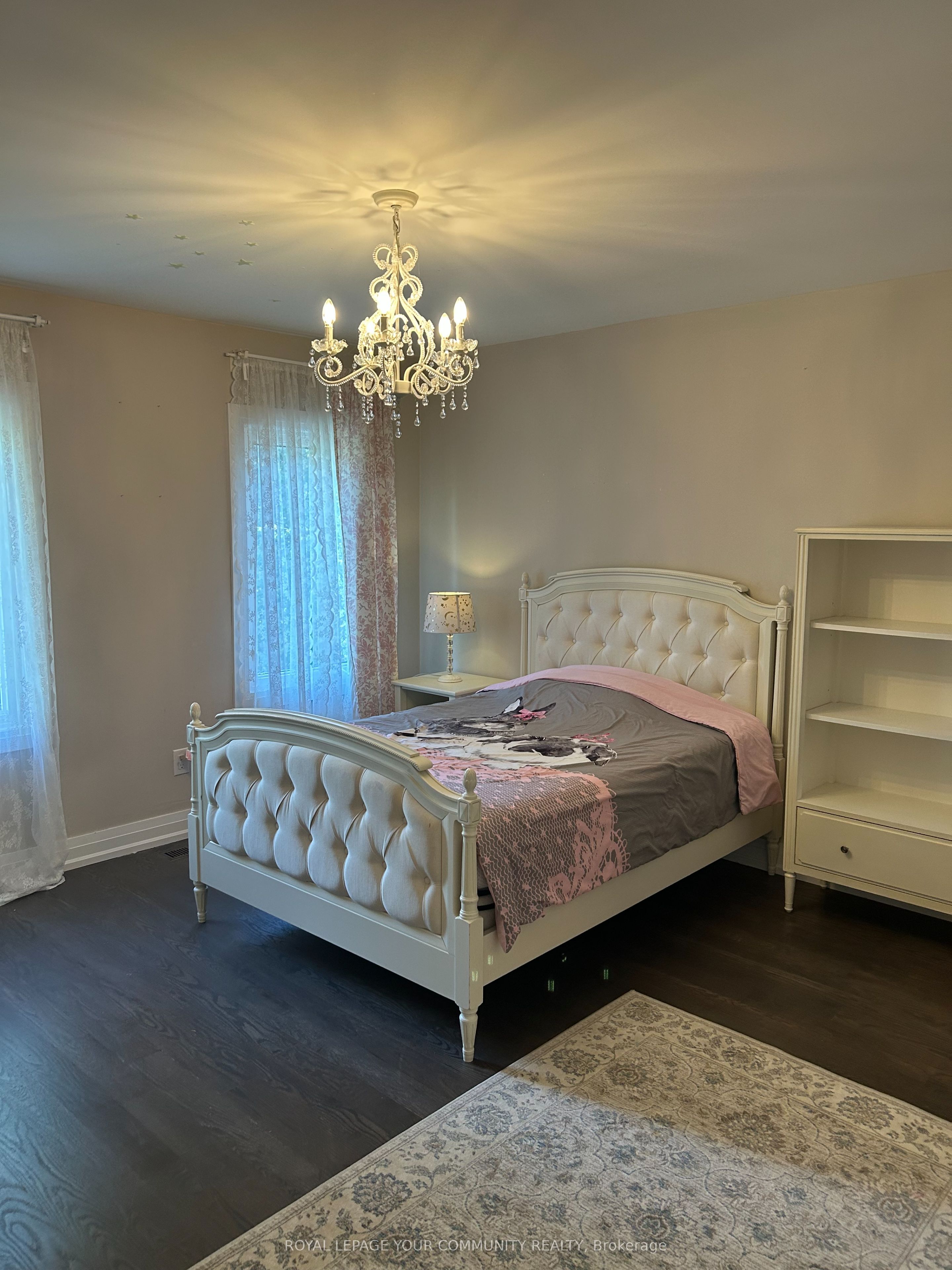 MLS #N12480016 image #12