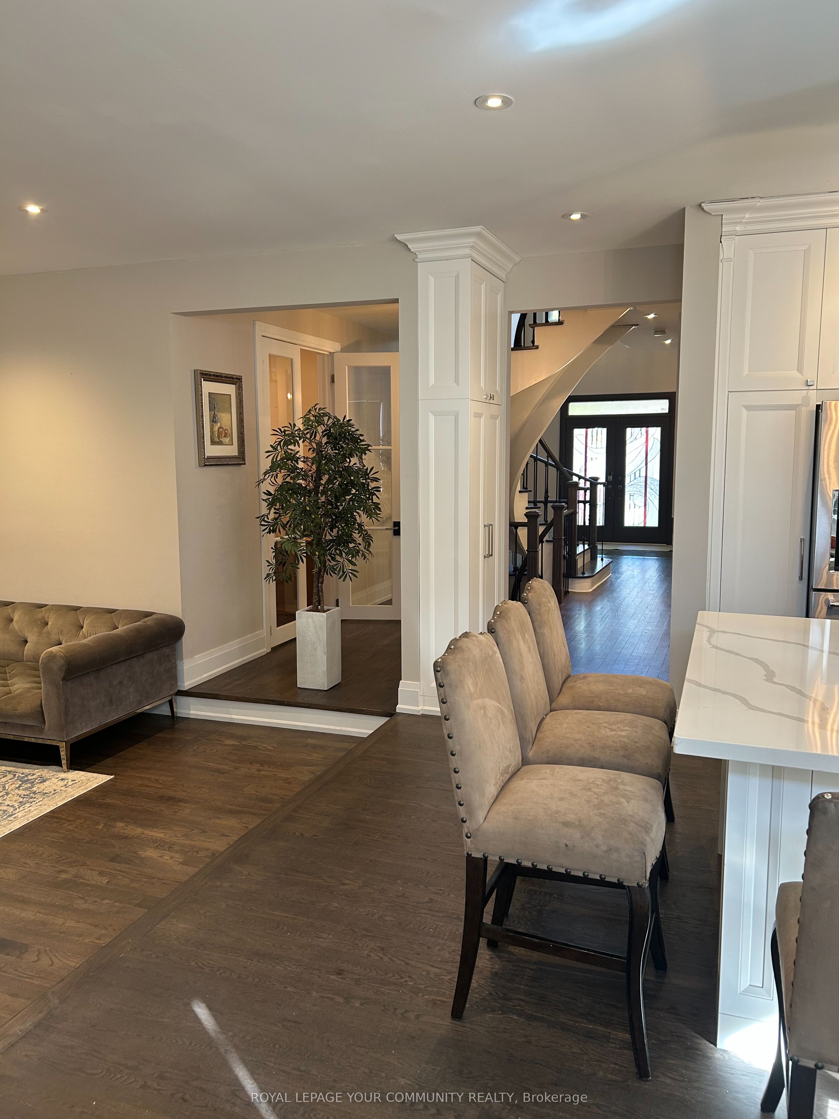 MLS #N12480016 image #8