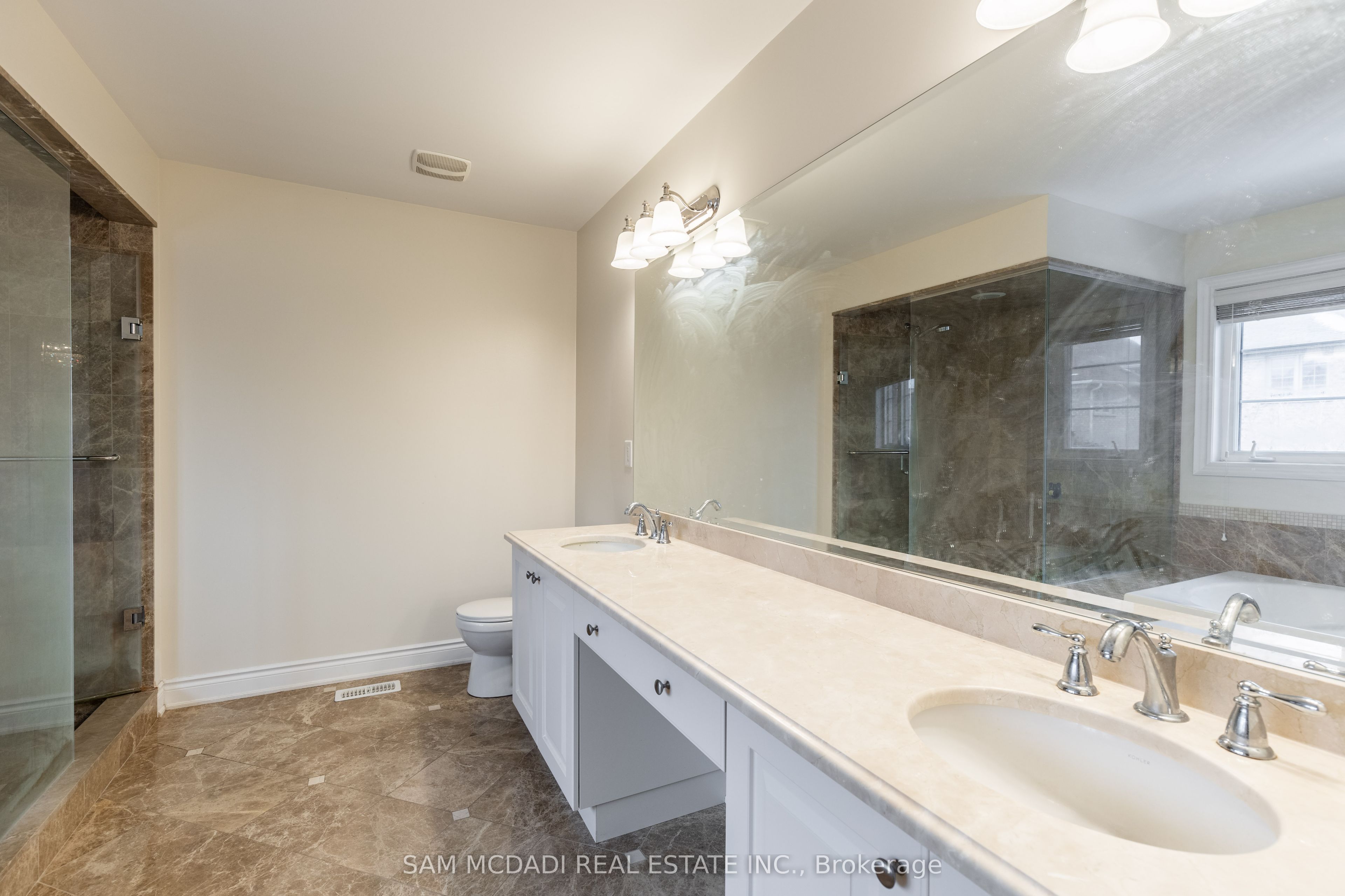 MLS #N12482894 image #32