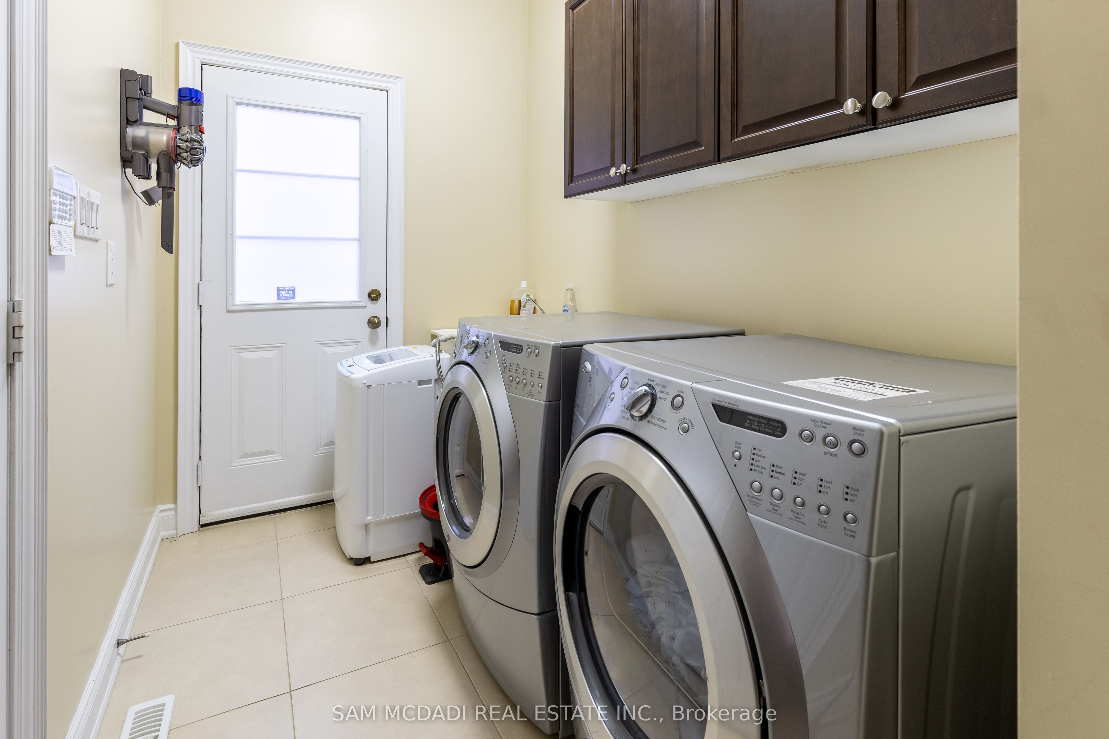 MLS #N12482894 image #9