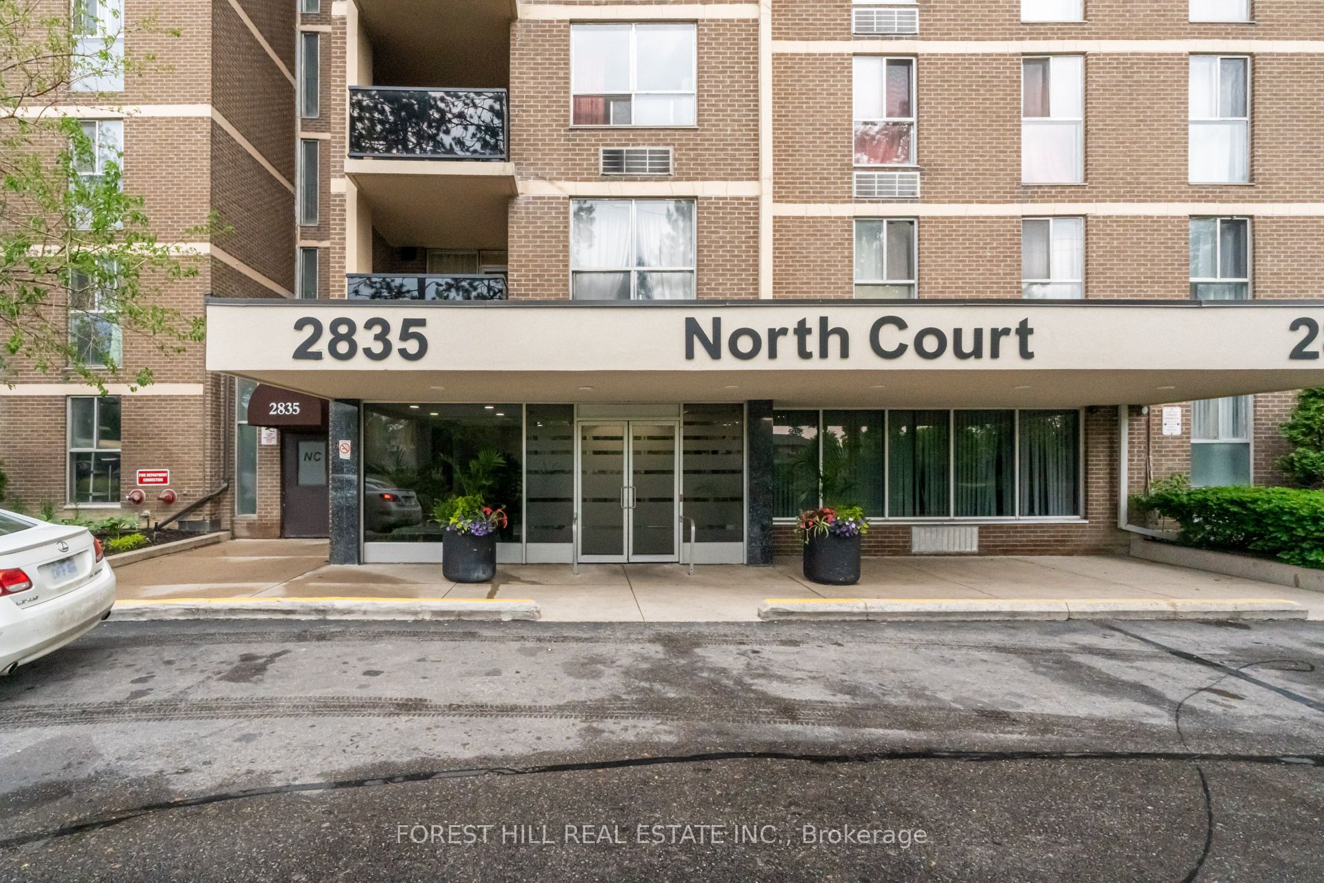 MLS #W12213760 image #0