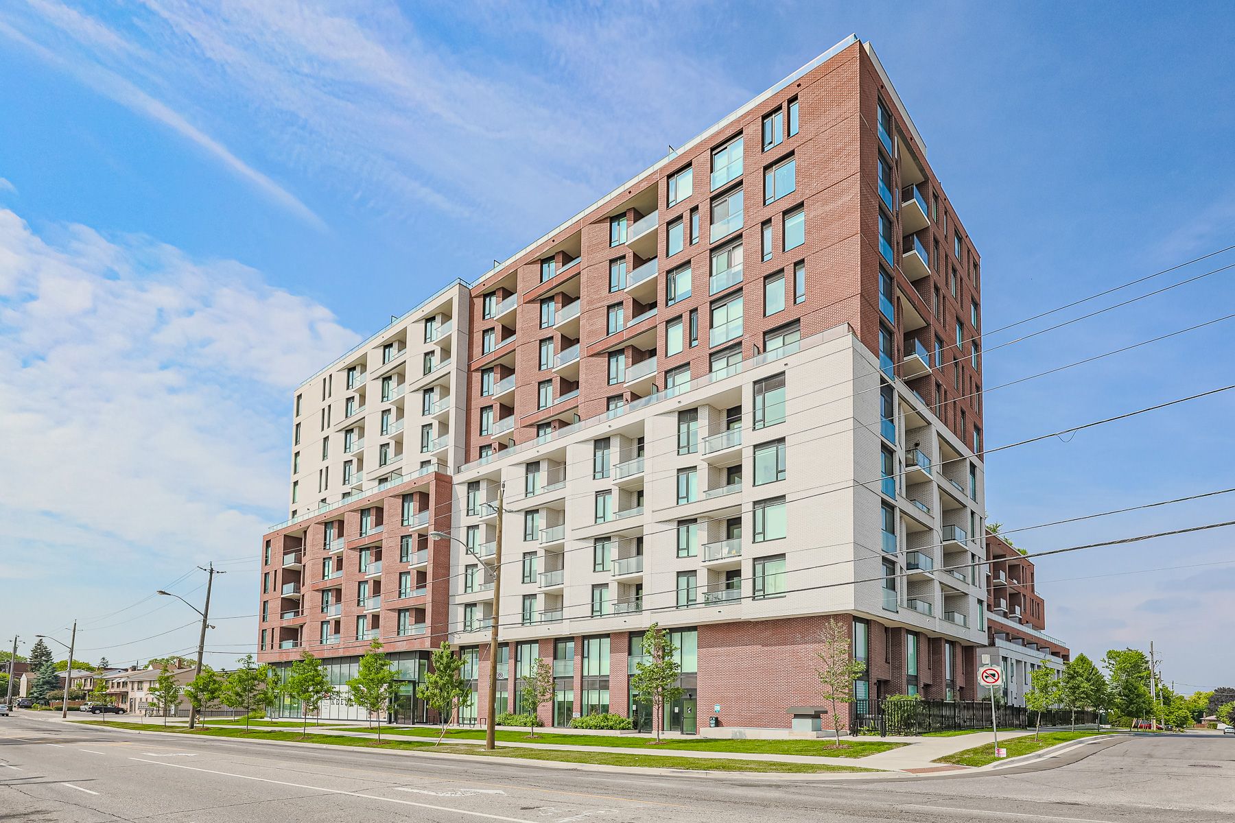 MLS #W12234518 image #0