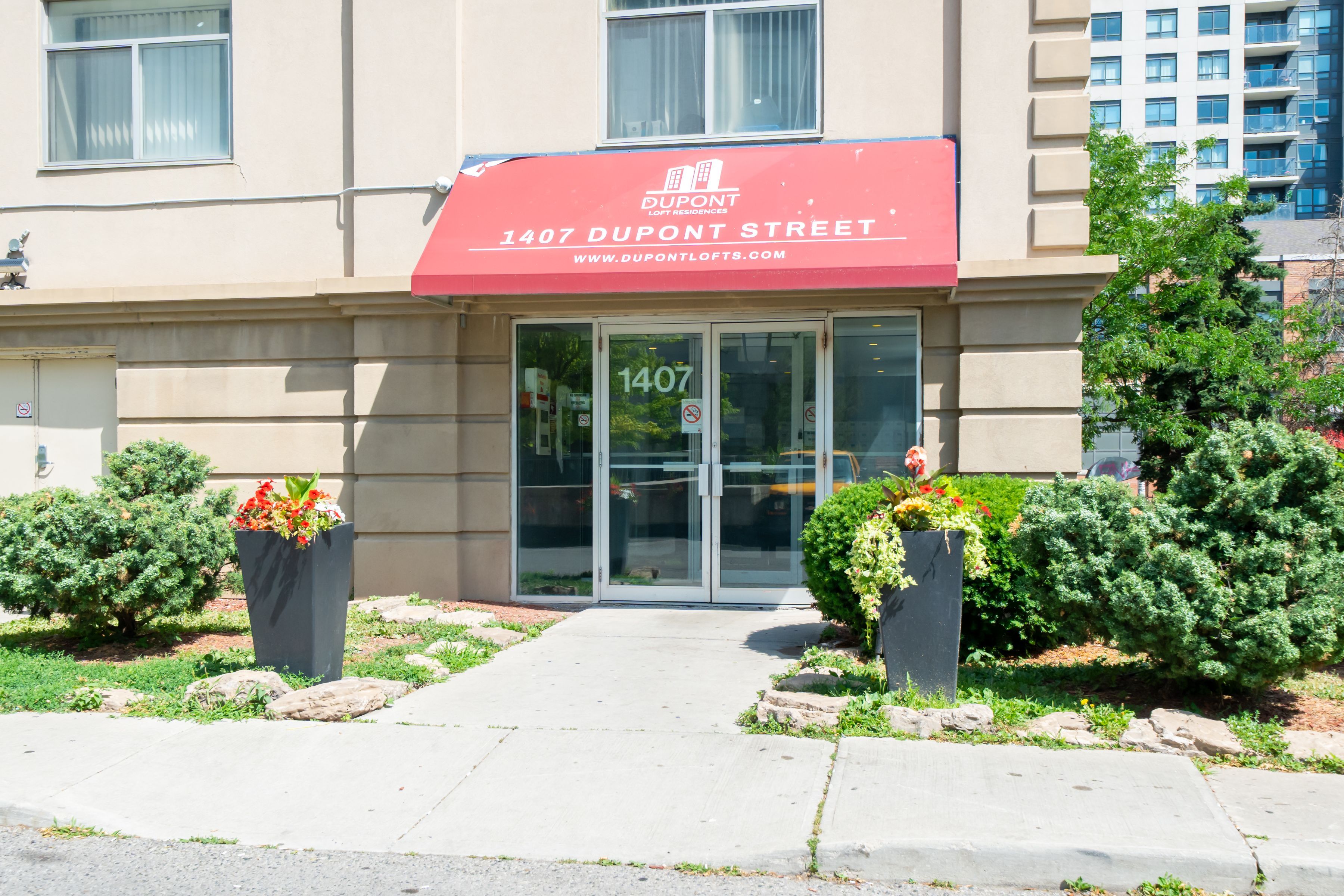 MLS #W12321853 image #0