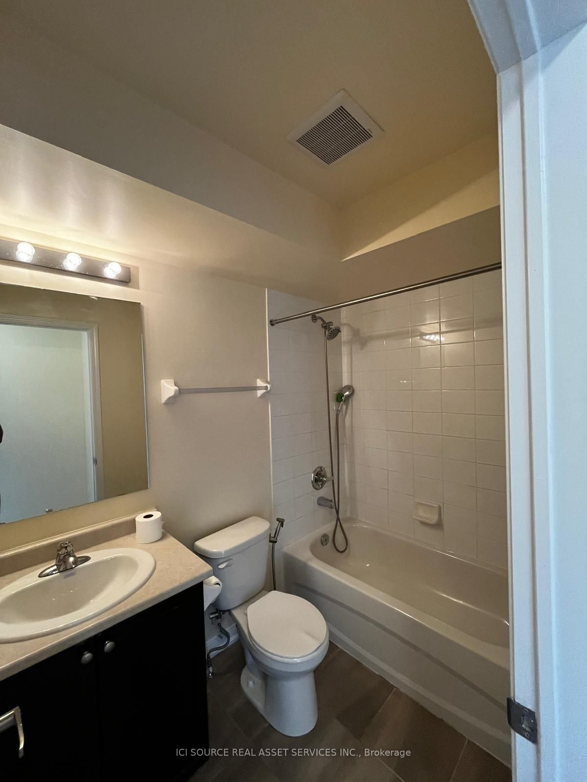 MLS #W12336371 image #8