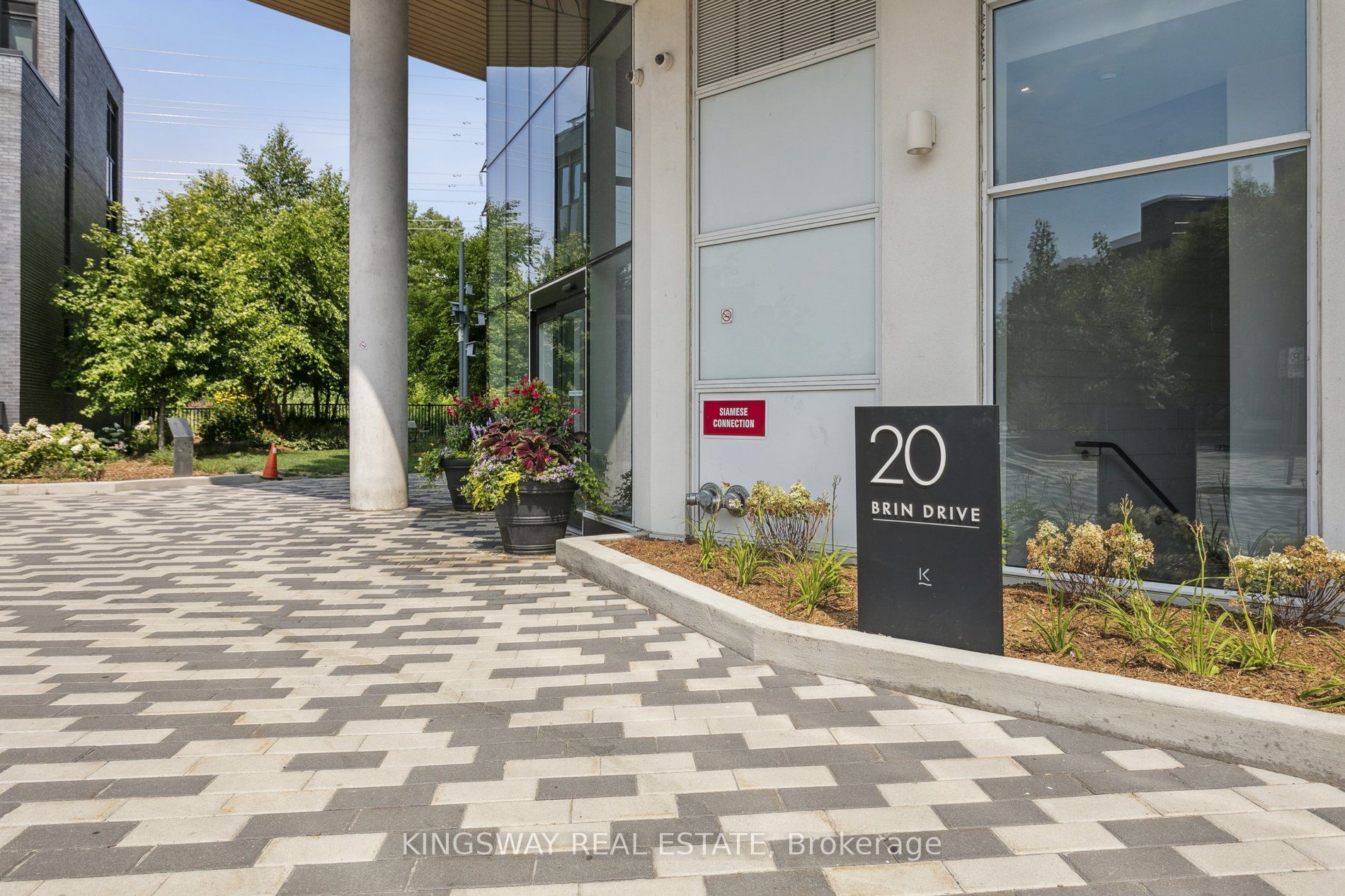 MLS #W12336443 image #2