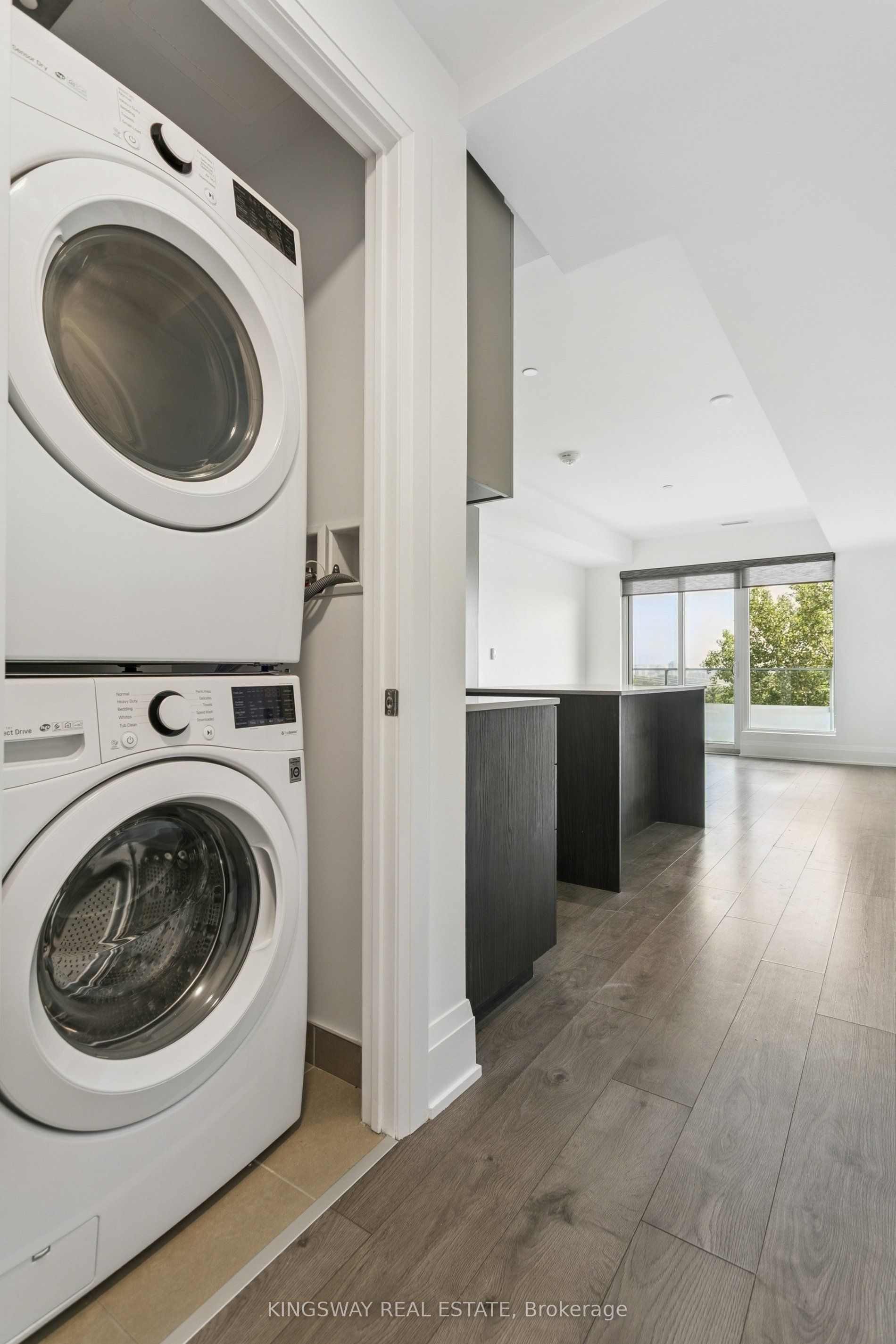 MLS #W12336443 image #24