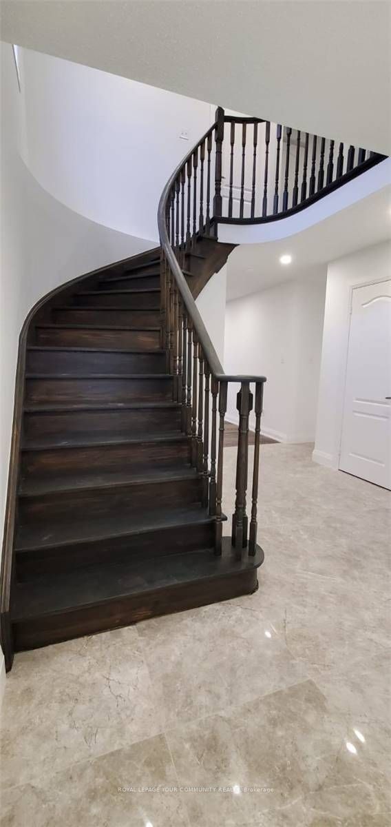 MLS #W12337415 image #2