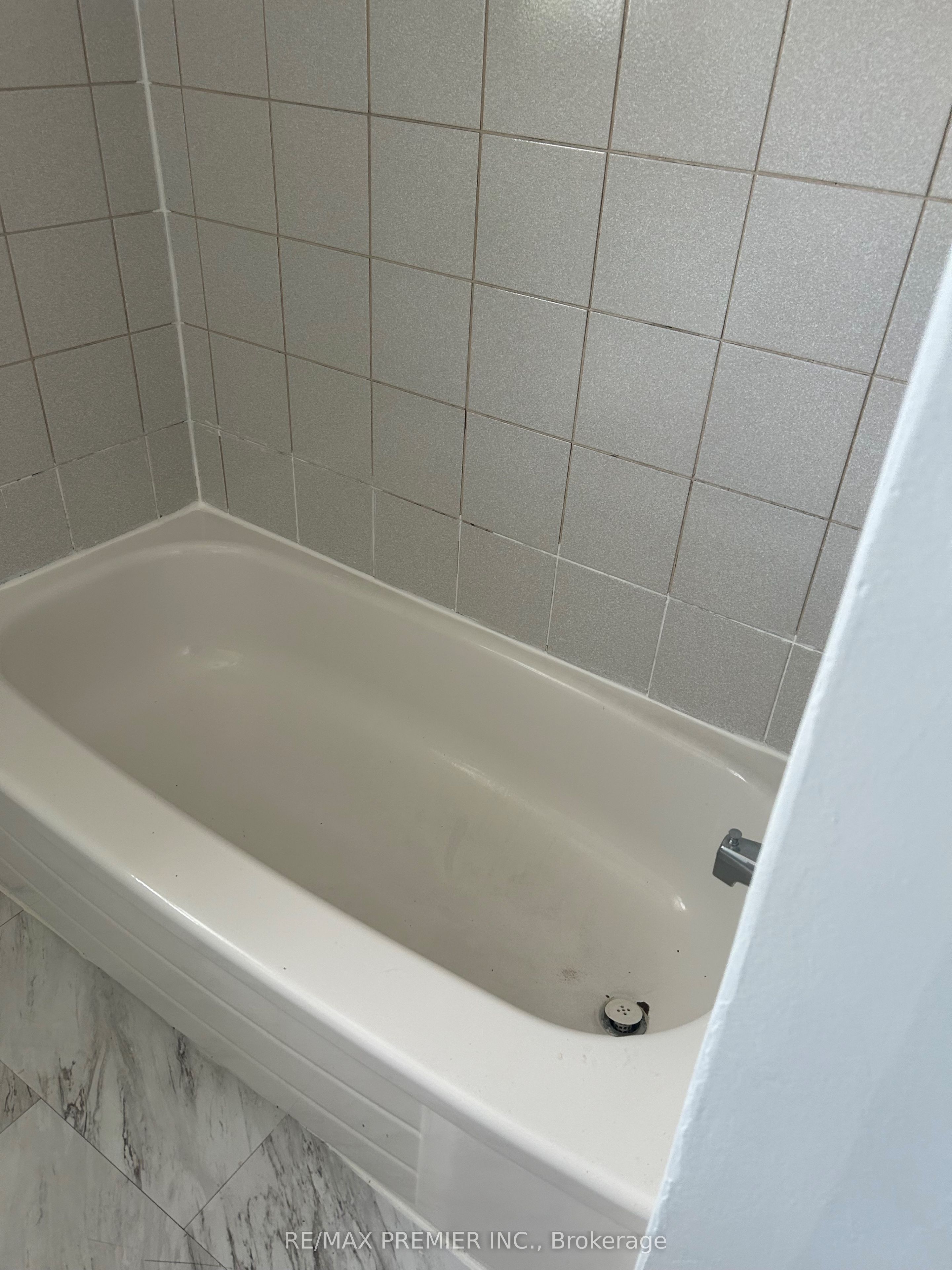 MLS #W12338189 image #2