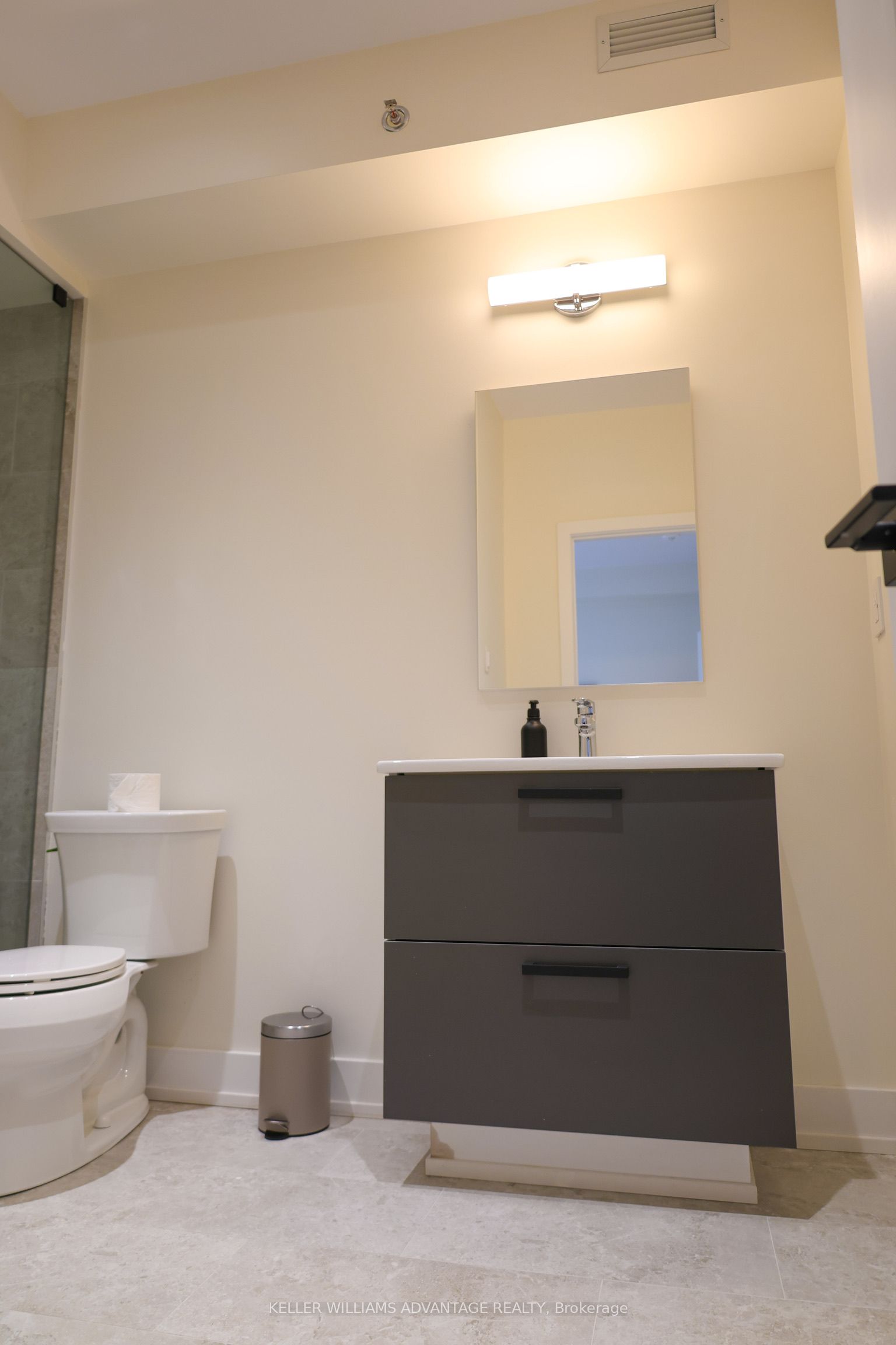 MLS #W12338383 image #5