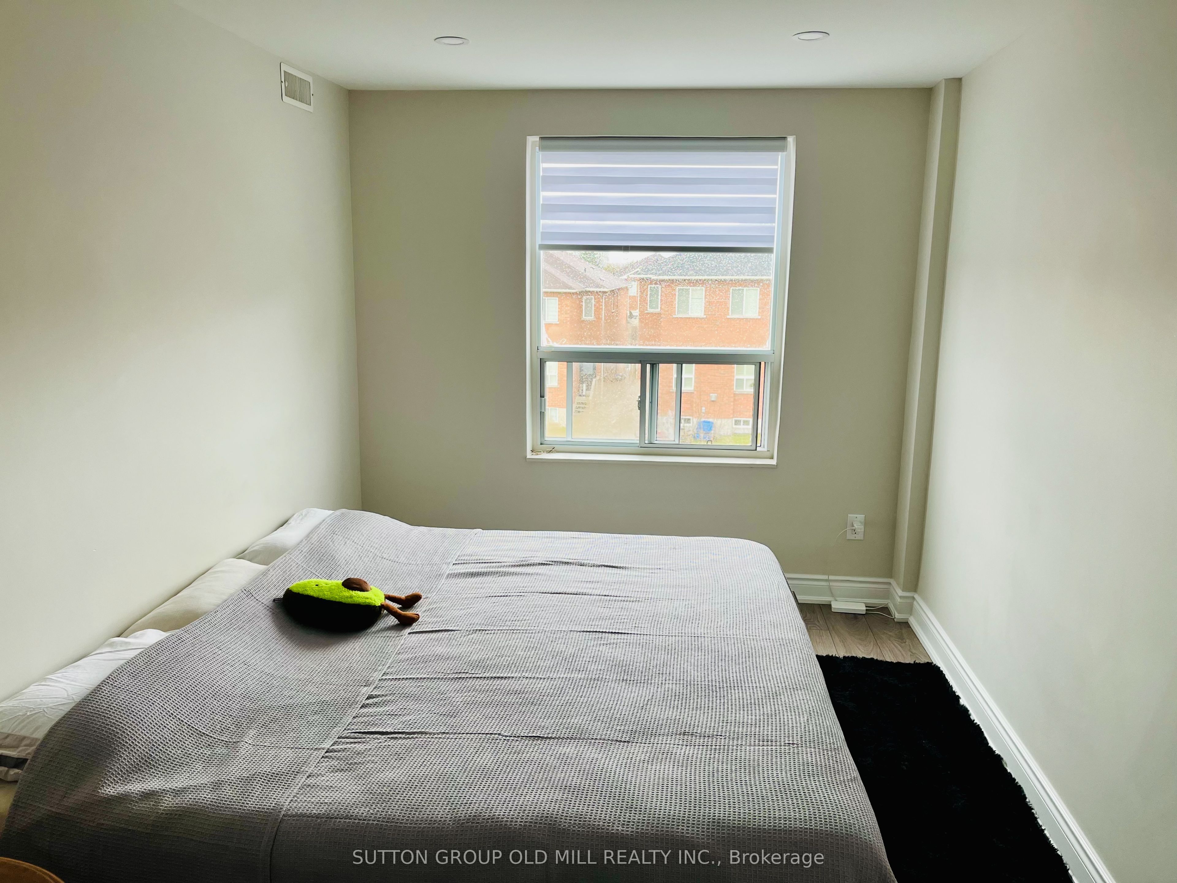 MLS #W12339050 image #1