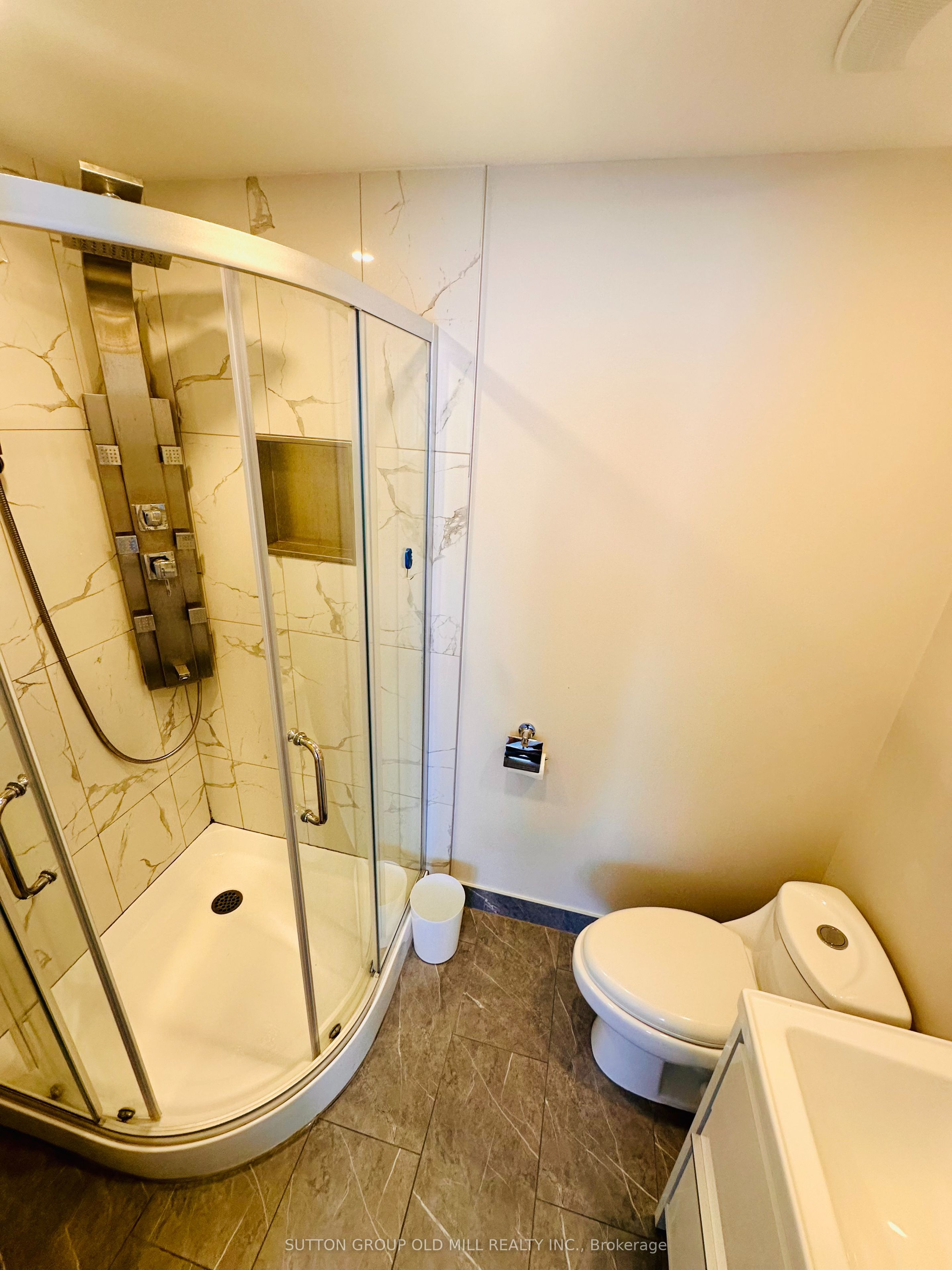 MLS #W12339050 image #17