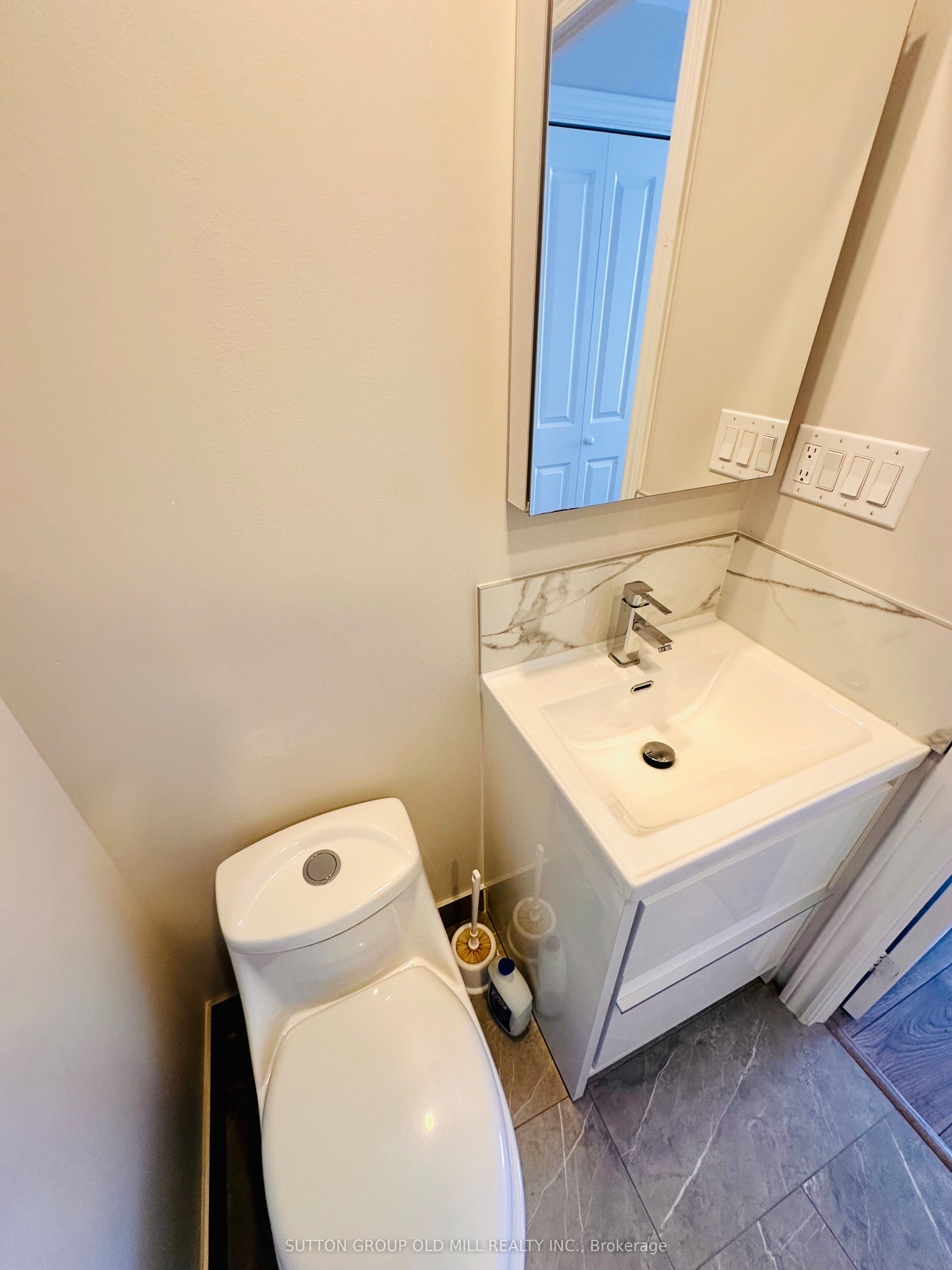 MLS #W12339050 image #18