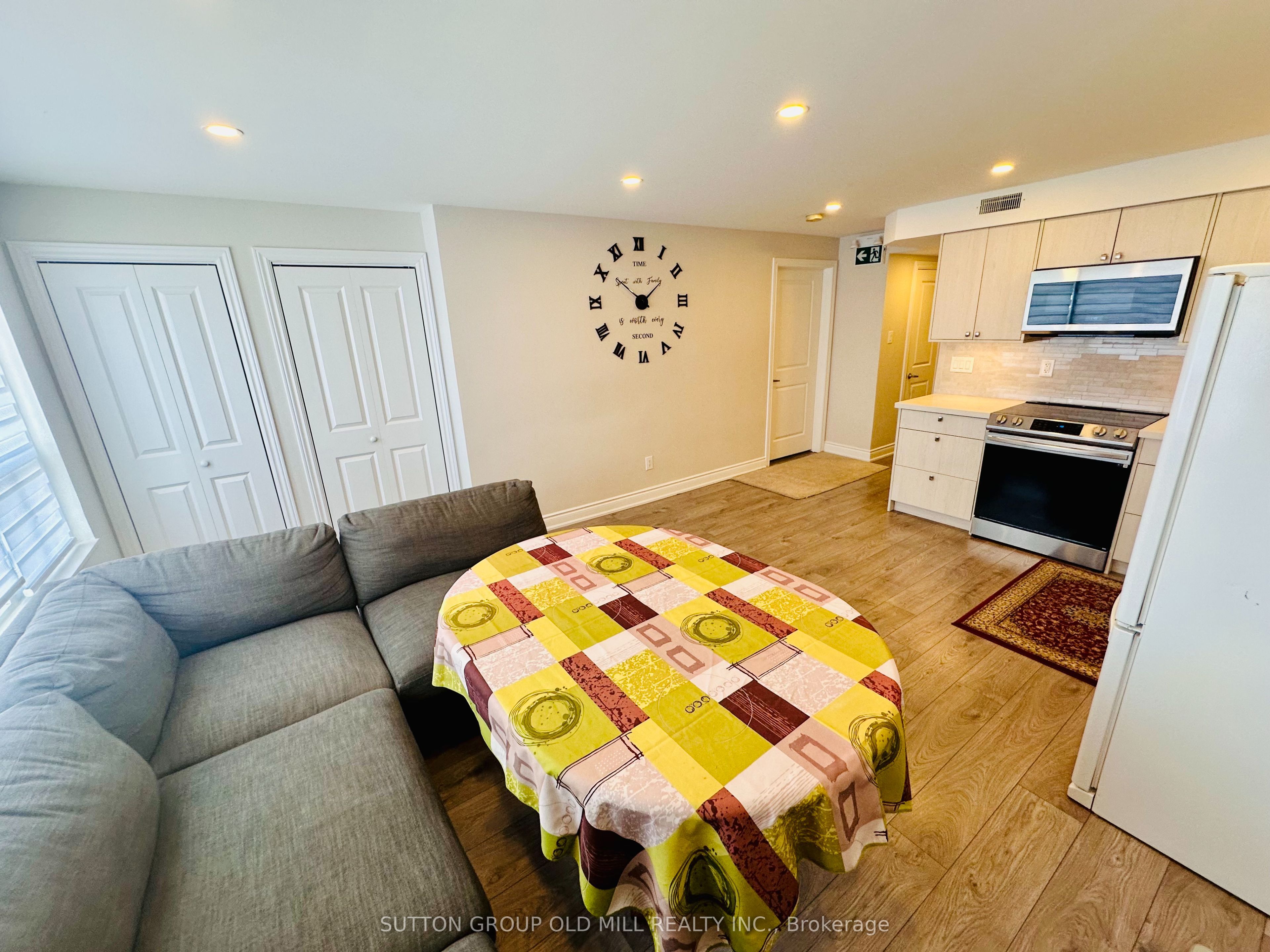 MLS #W12339050 image #9