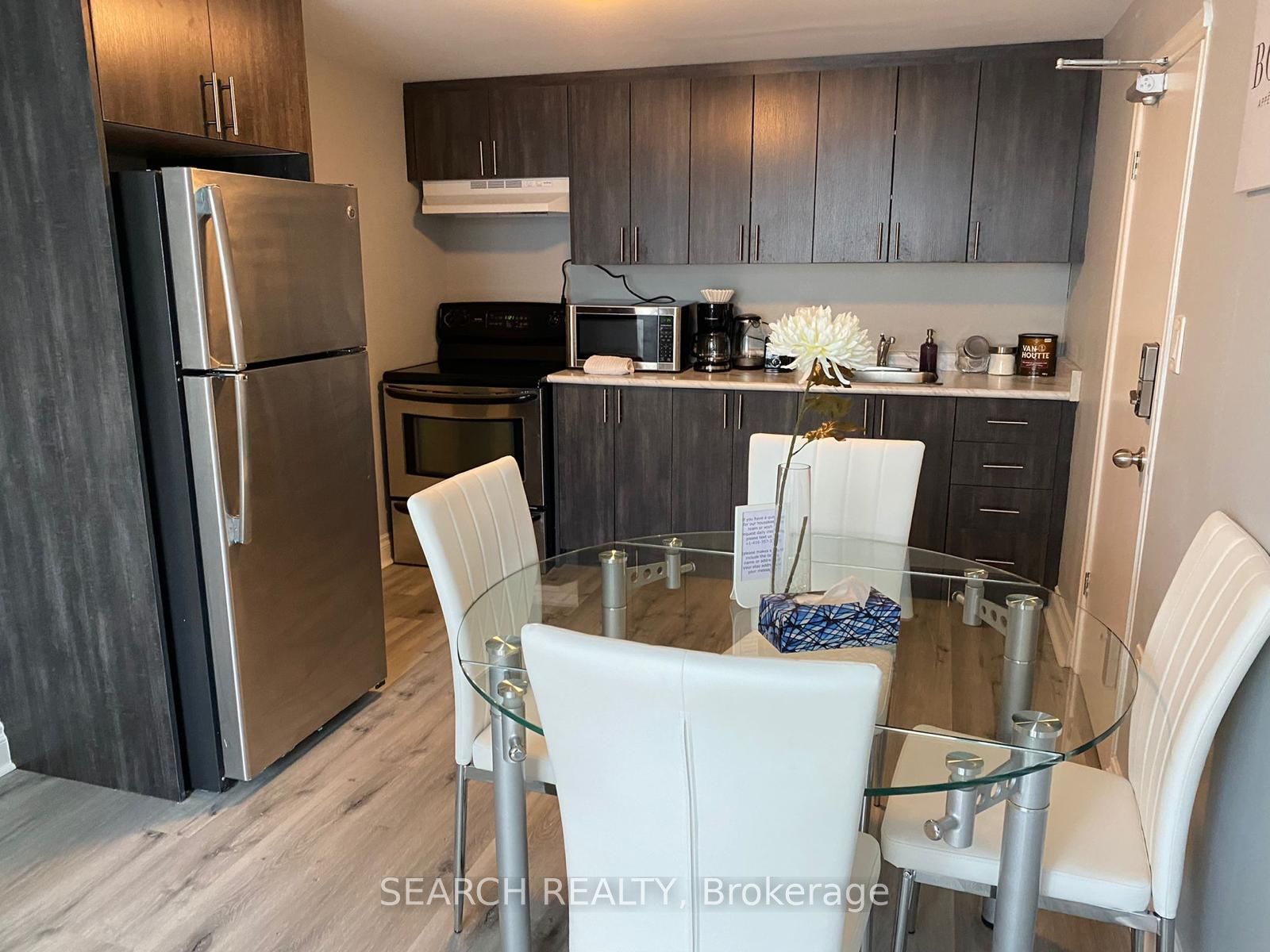 MLS #W12339553 image #2