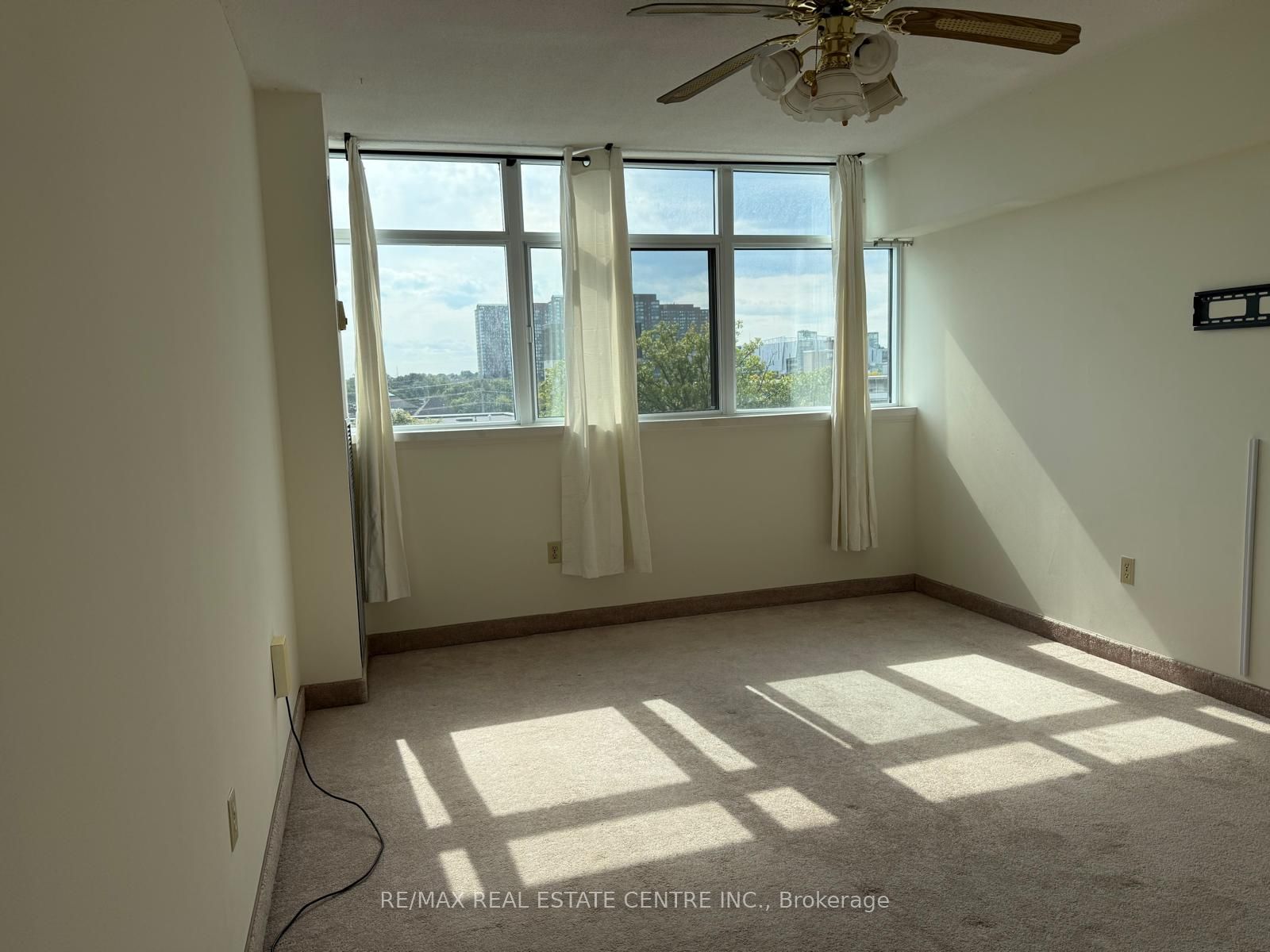 MLS #W12341827 image #21