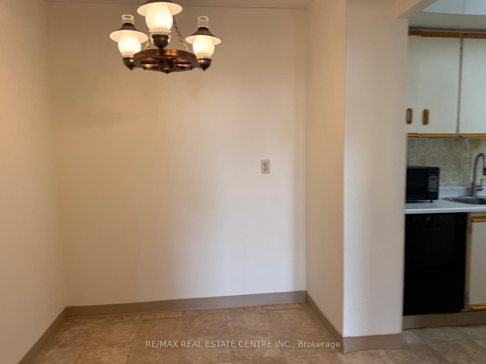 MLS #W12341827 image #33