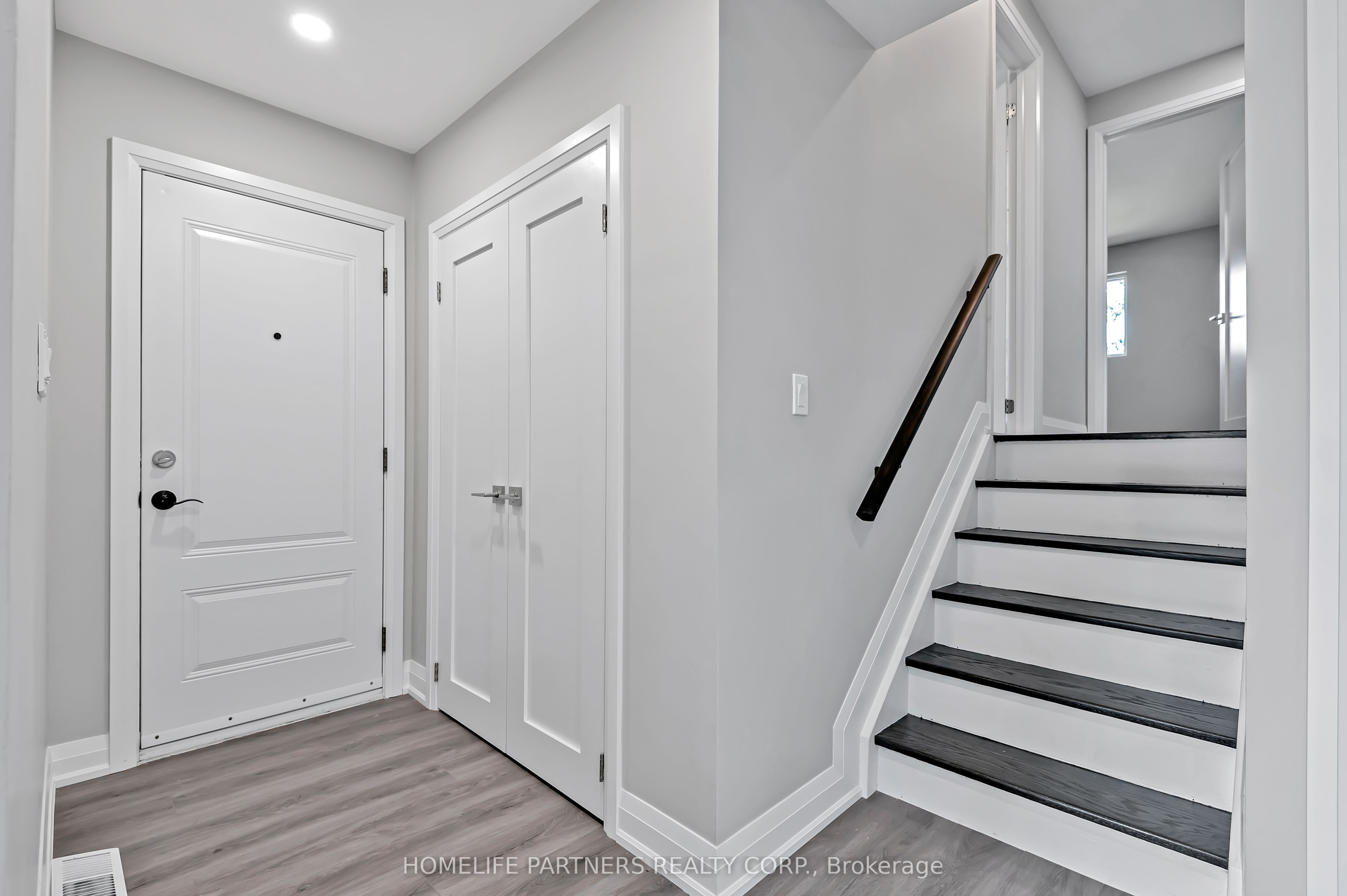 MLS #W12342227 image #11