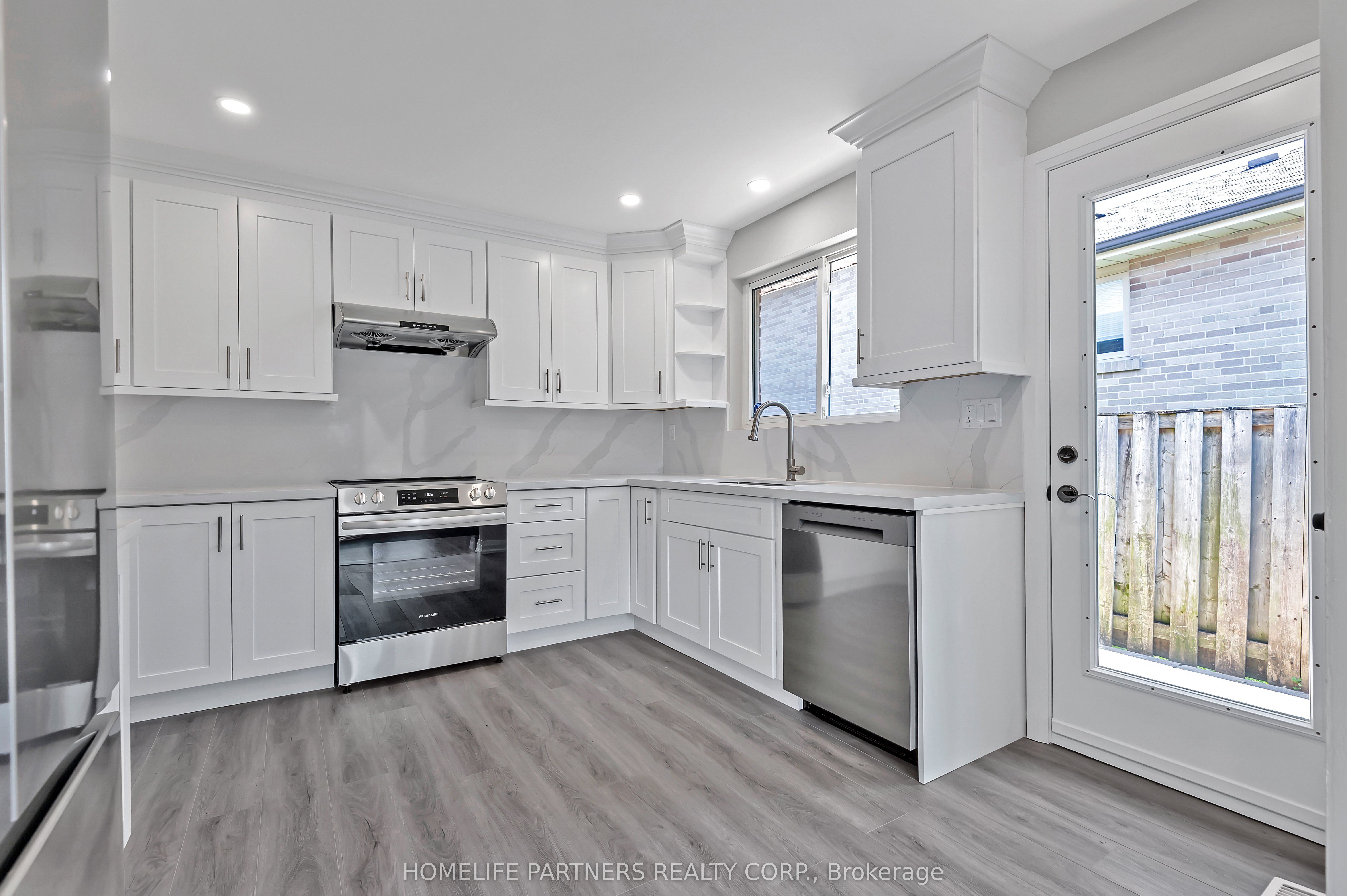 MLS #W12342227 image #3