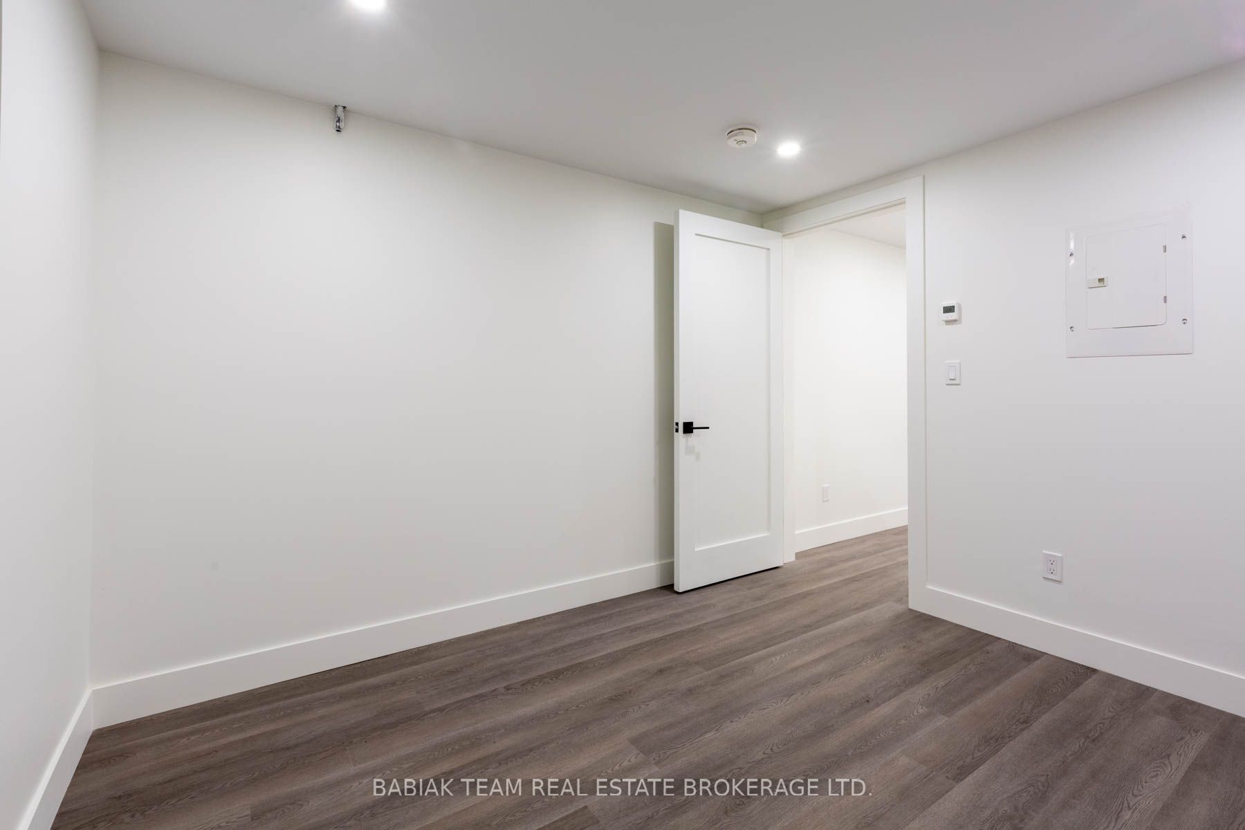 MLS #W12342641 image #8