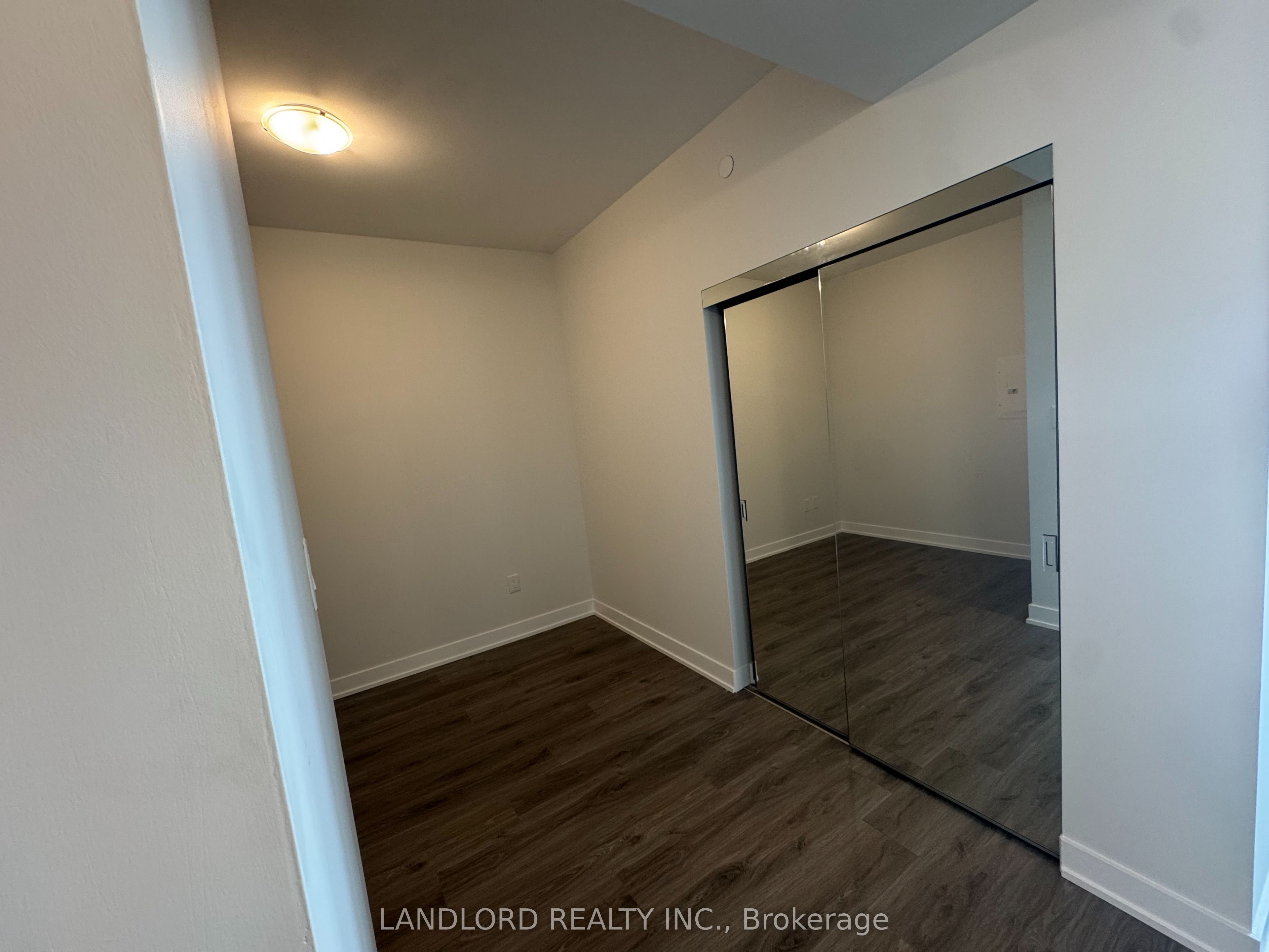 MLS #W12343763 image #11