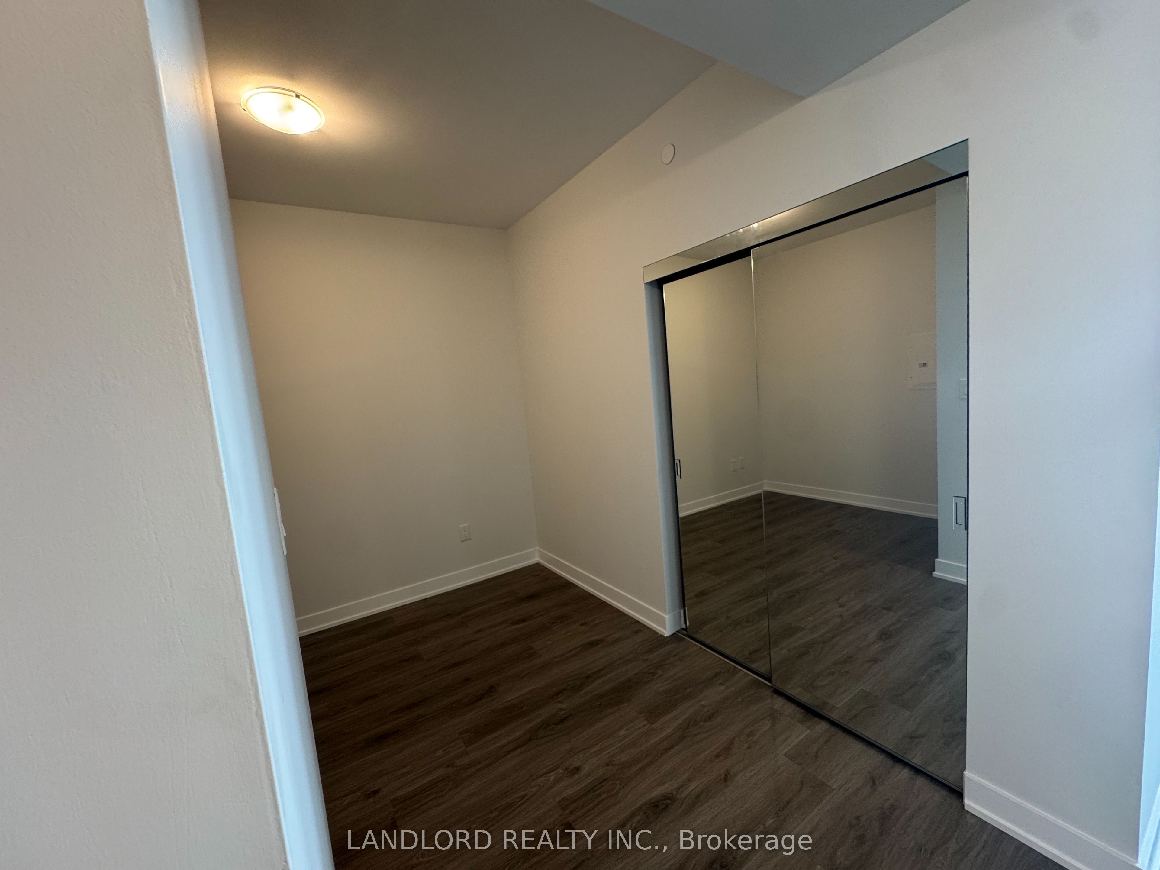 MLS #W12343763 image #12