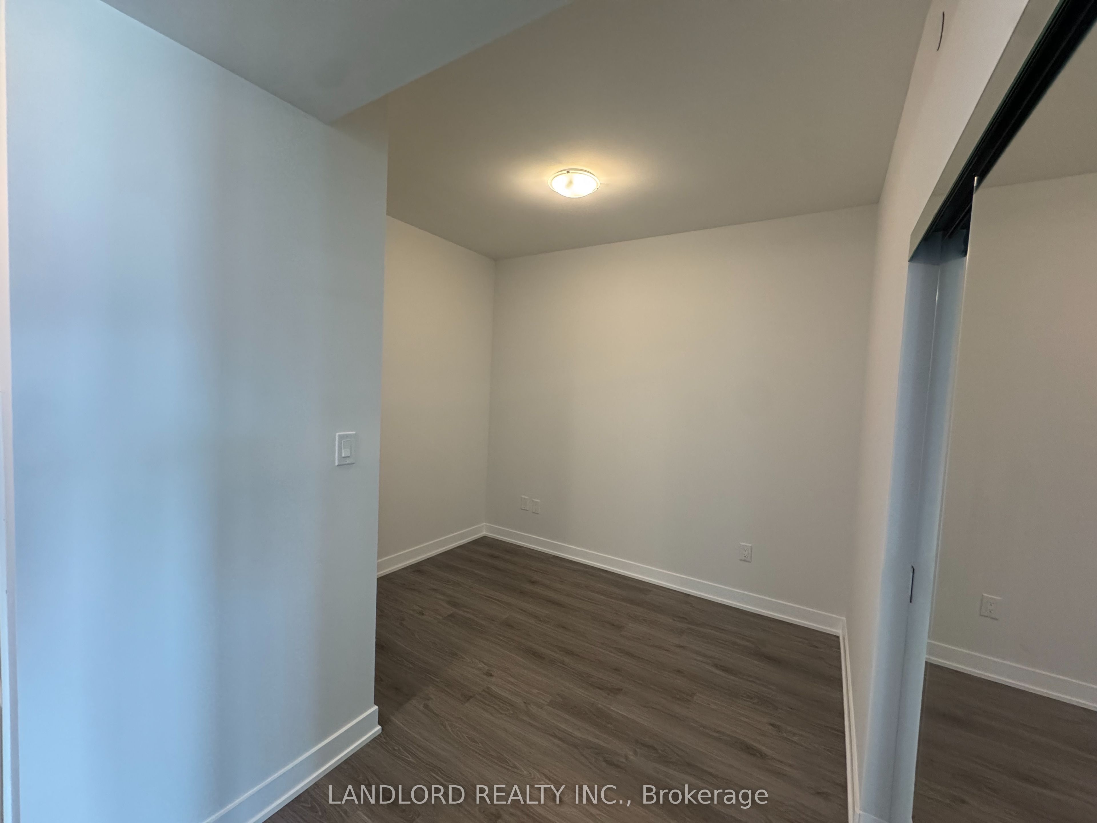 MLS #W12343763 image #14