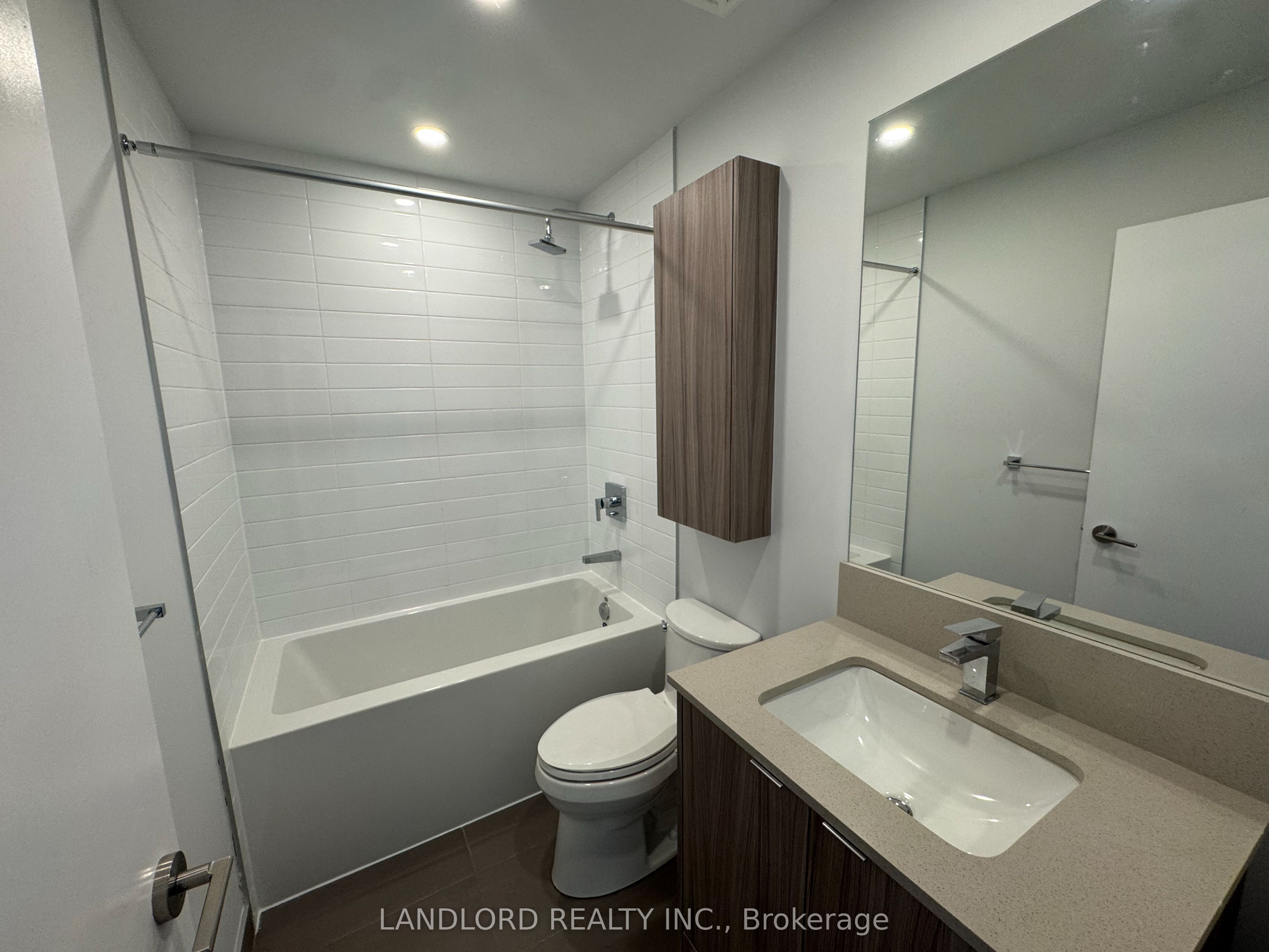 MLS #W12343763 image #17