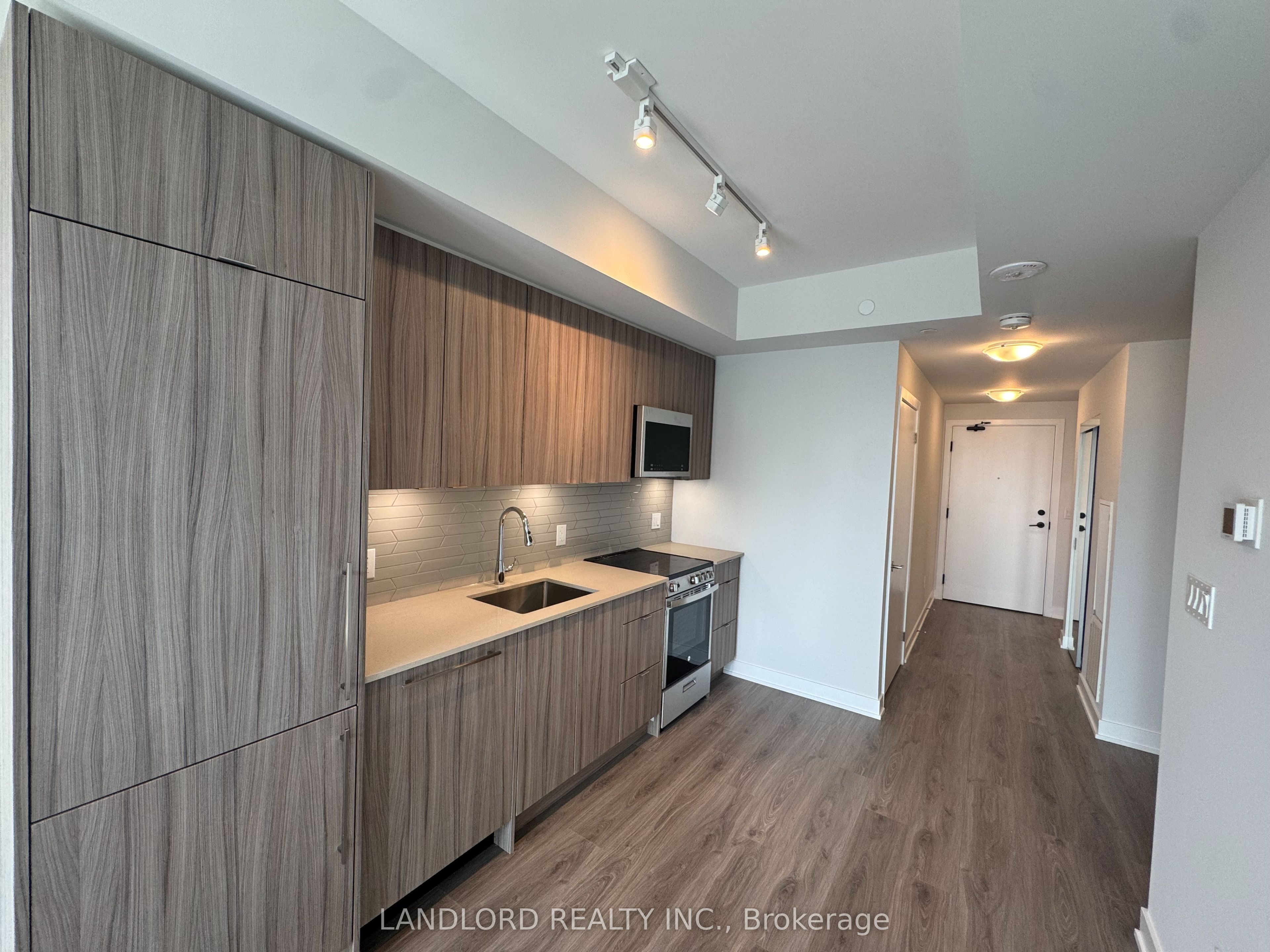 MLS #W12343763 image #3