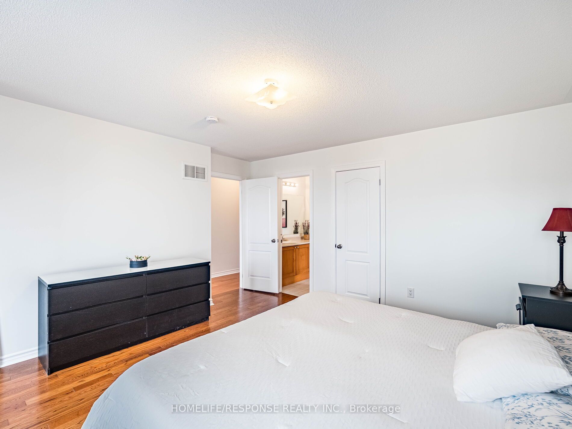 MLS #W12343952 image #29