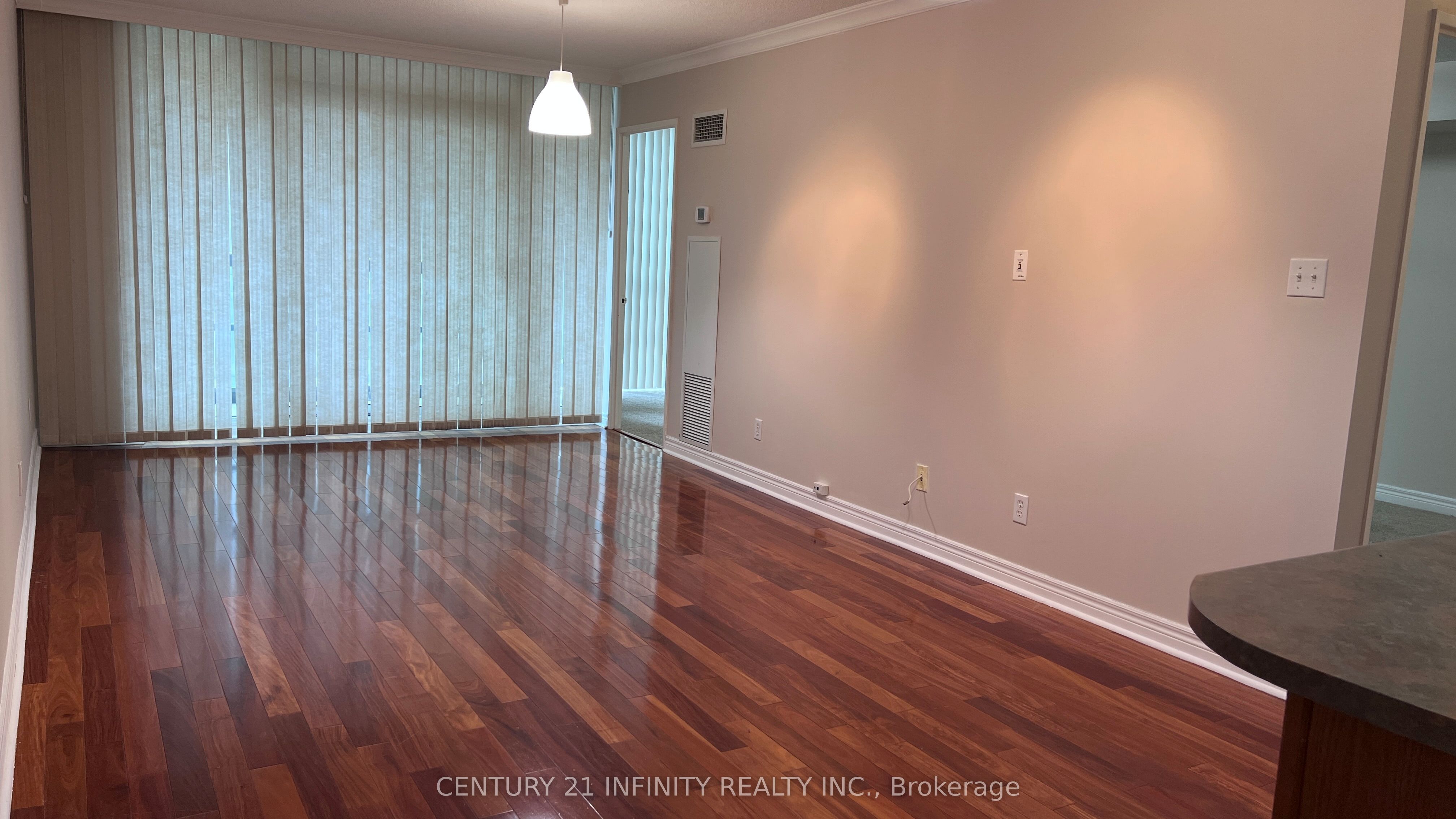 MLS #W12344117 image #11