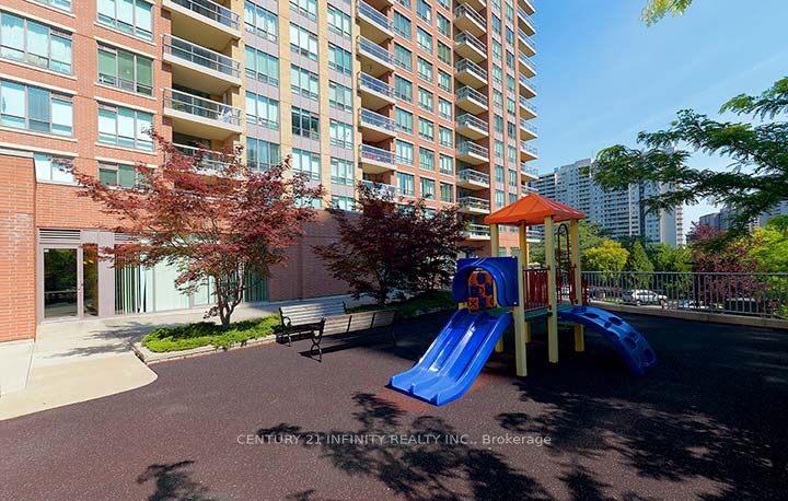 MLS #W12344117 image #23