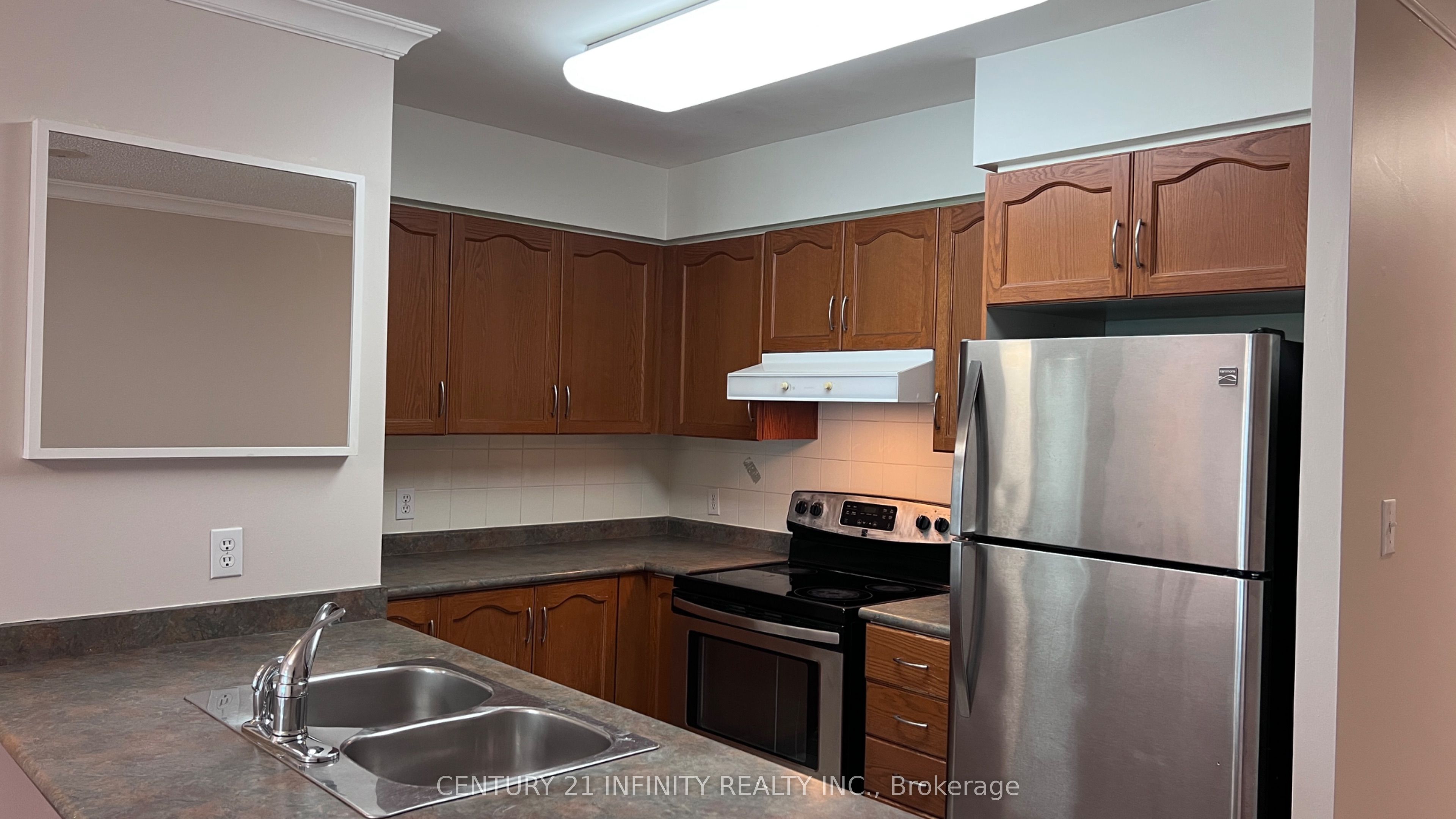 MLS #W12344117 image #6