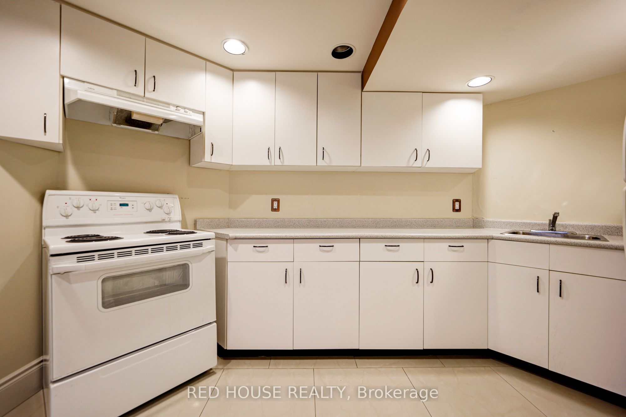 MLS #W12344205 image #10