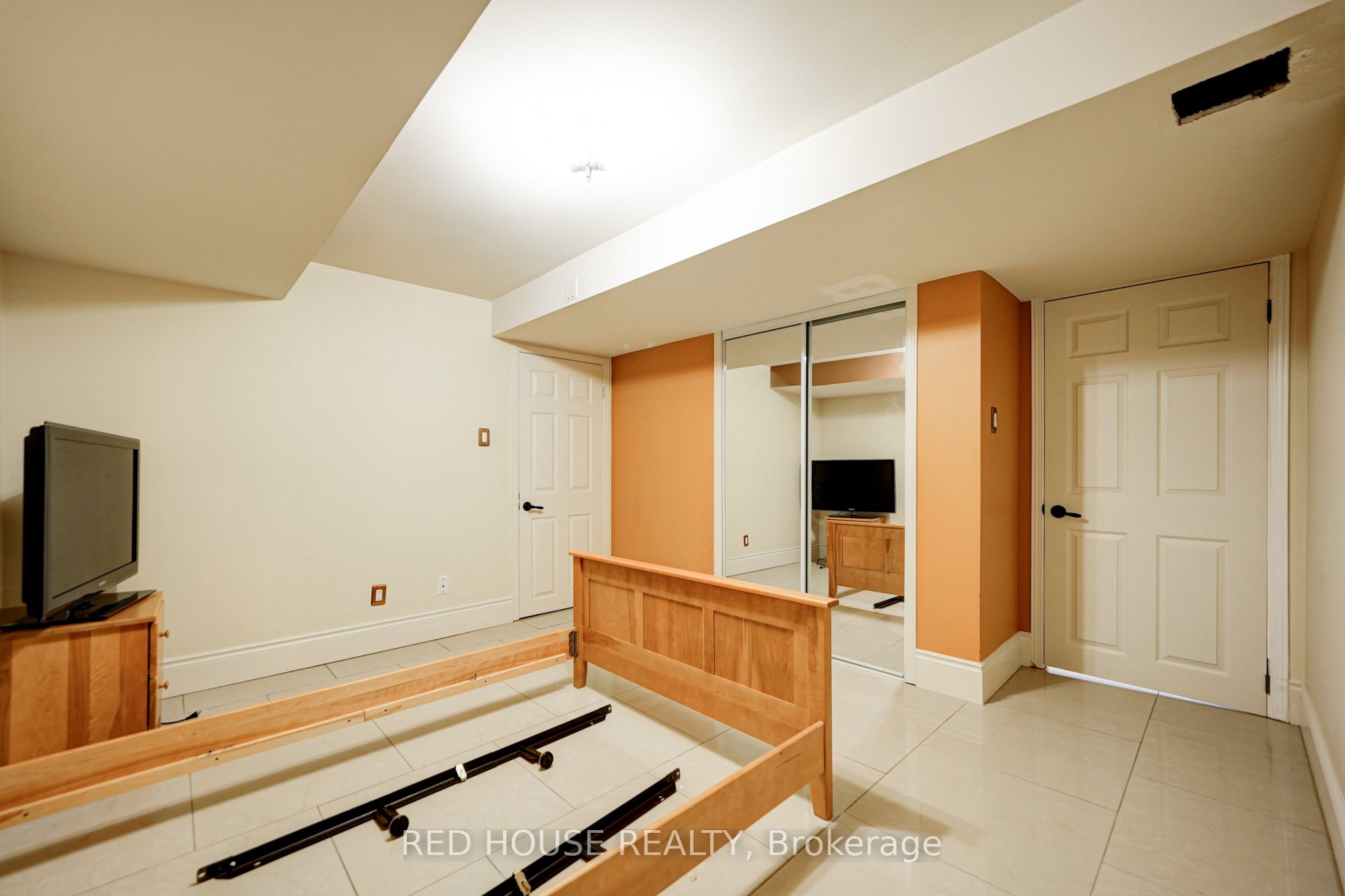 MLS #W12344205 image #15