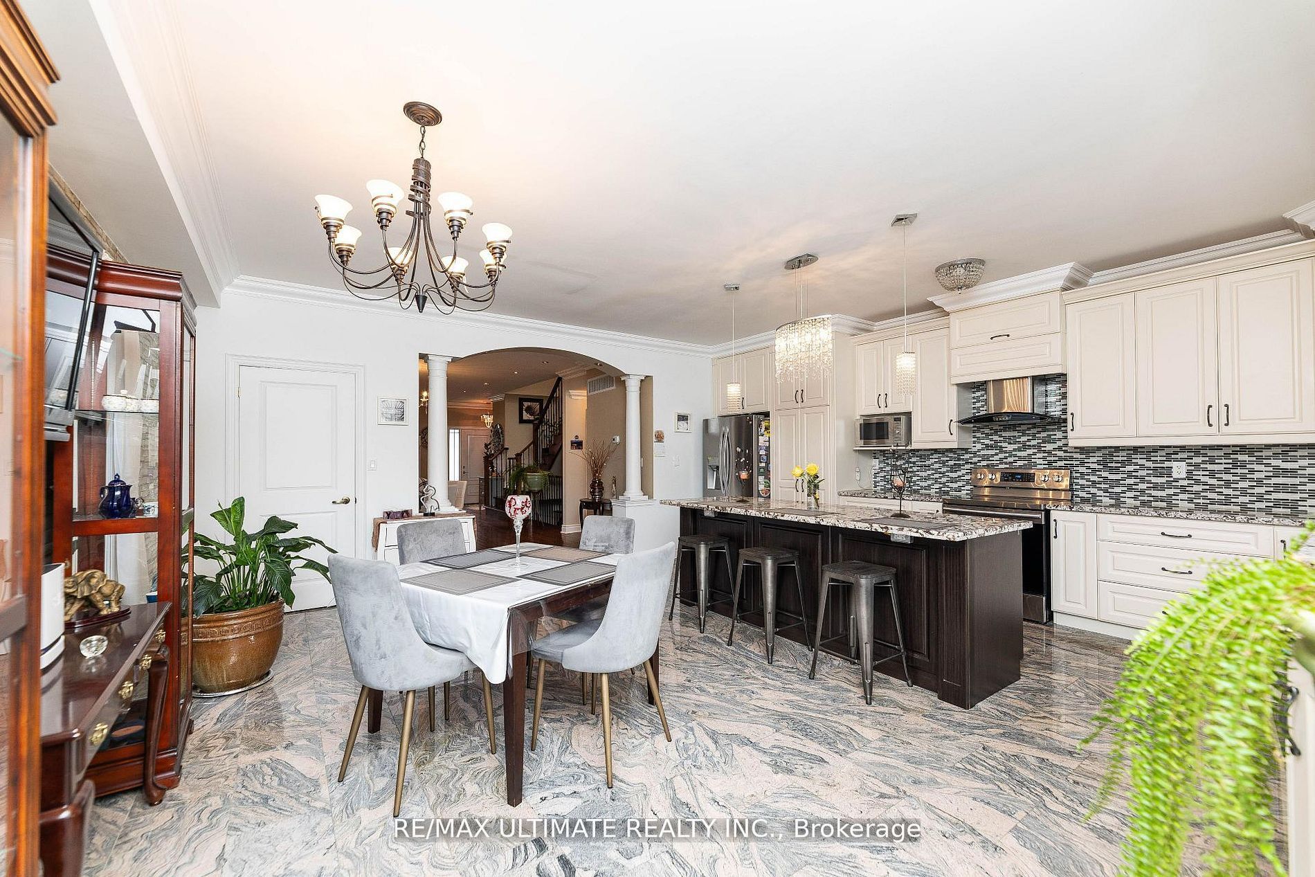 MLS #W12344783 image #11