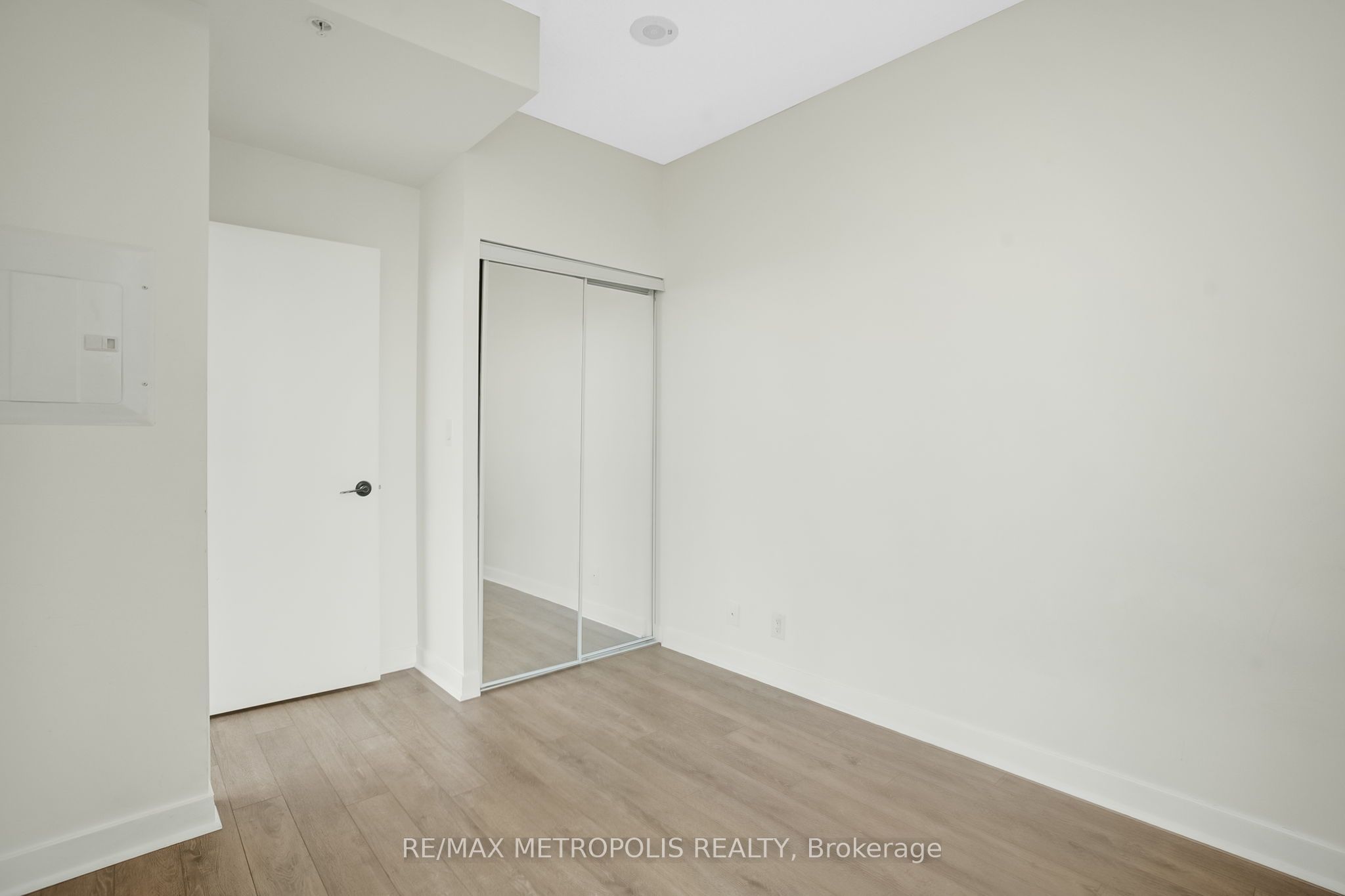 MLS #W12345501 image #14