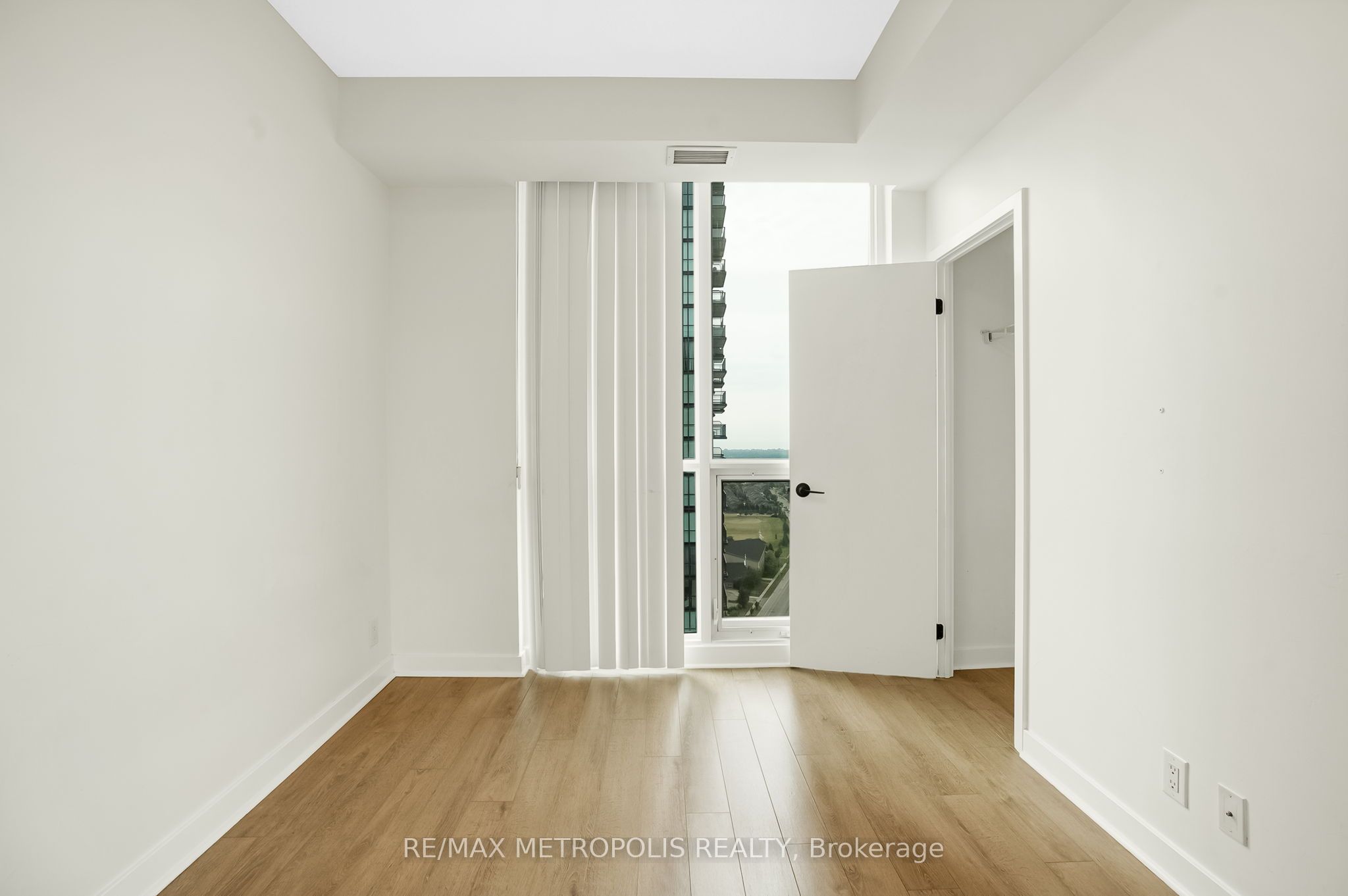 MLS #W12345501 image #15