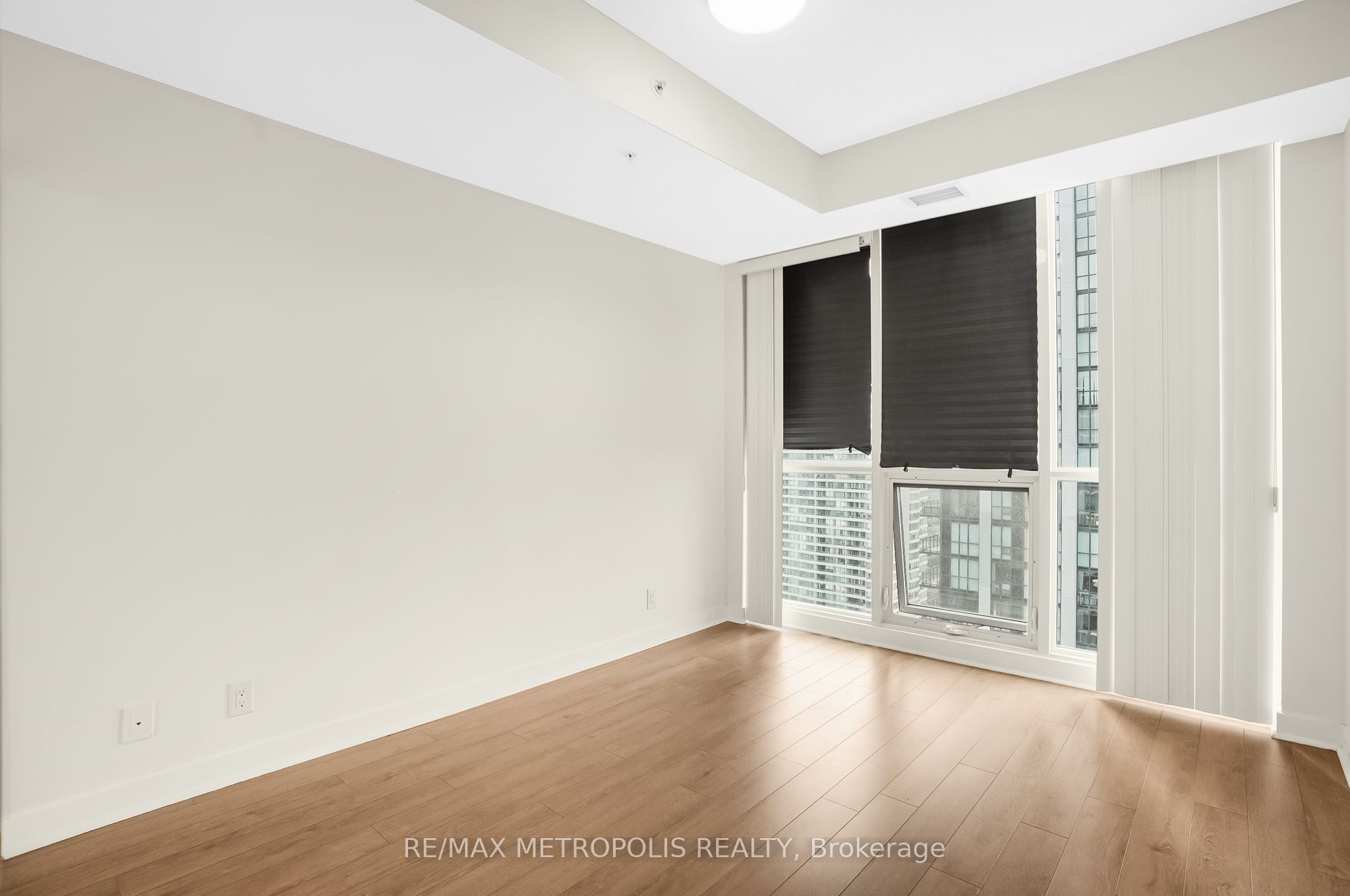 MLS #W12345501 image #16