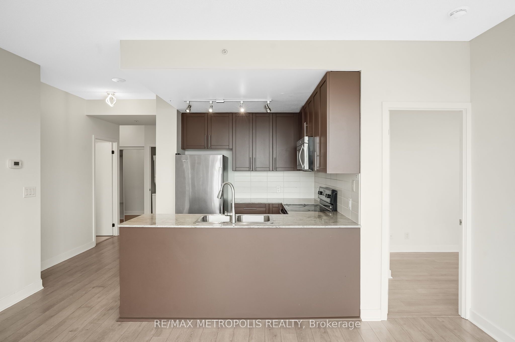 MLS #W12345501 image #9