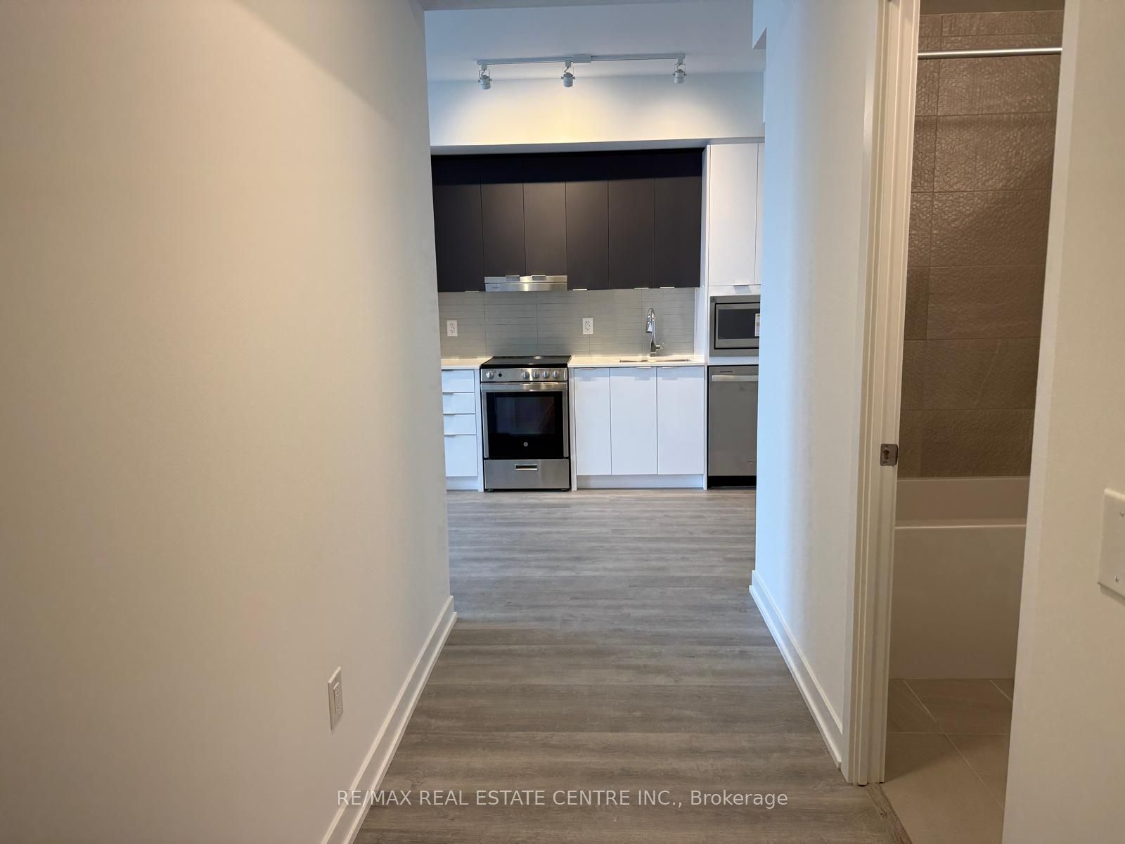 MLS #W12345535 image #2