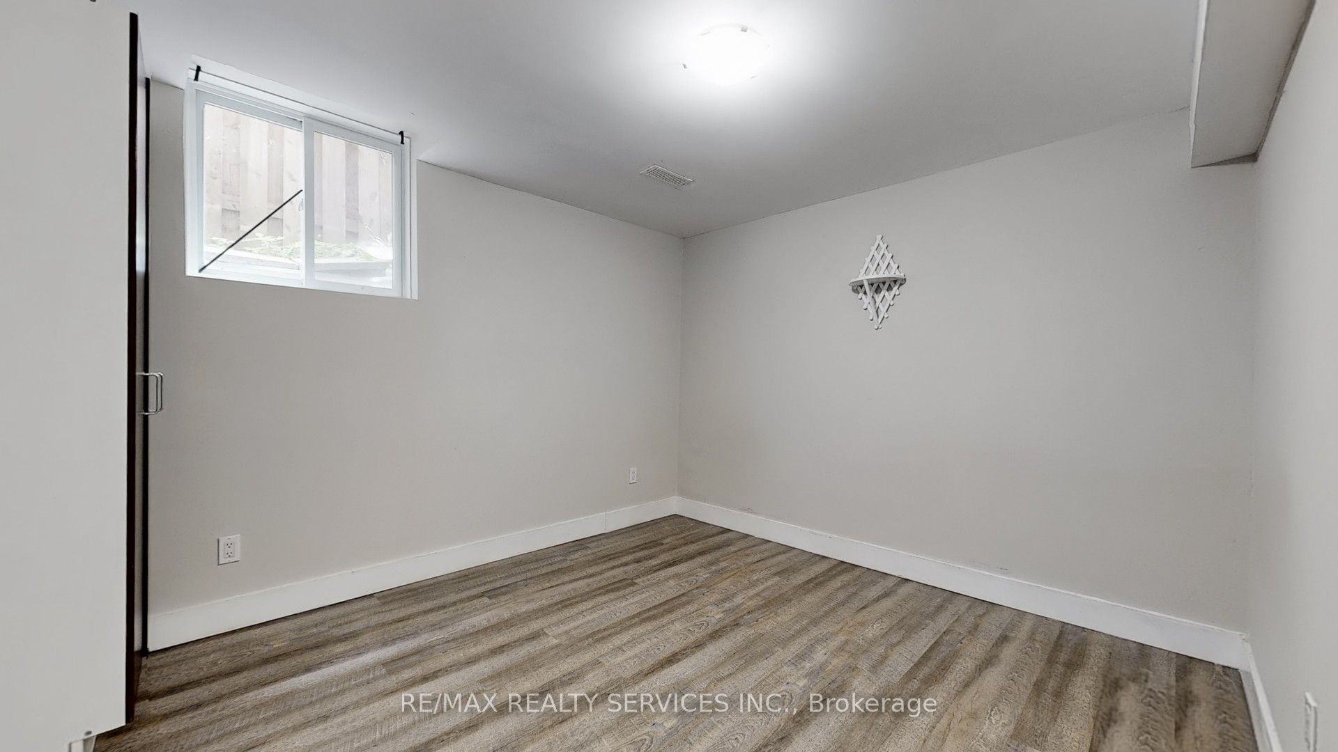 MLS #W12346358 image #24