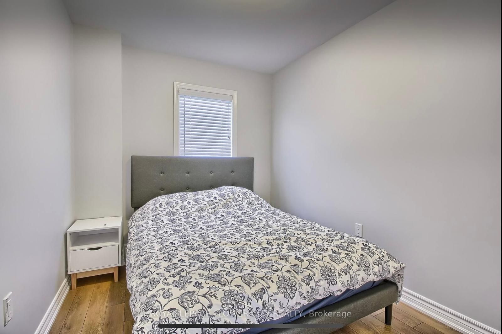 MLS #W12346517 image #17