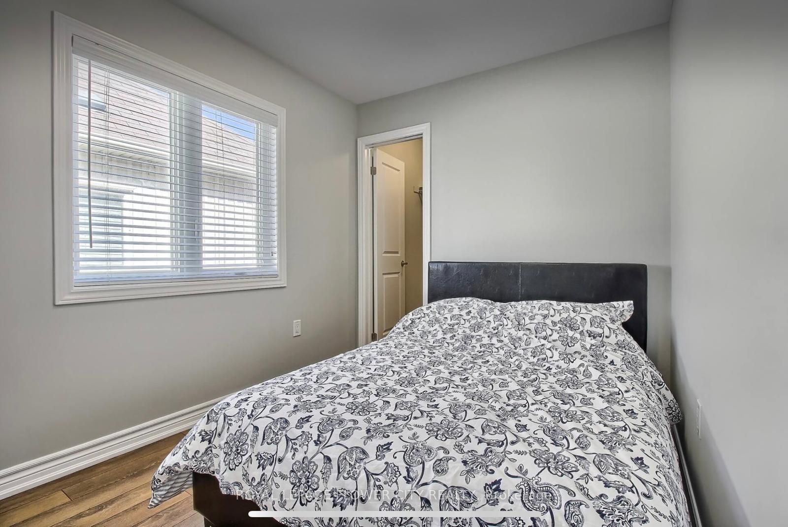 MLS #W12346517 image #20