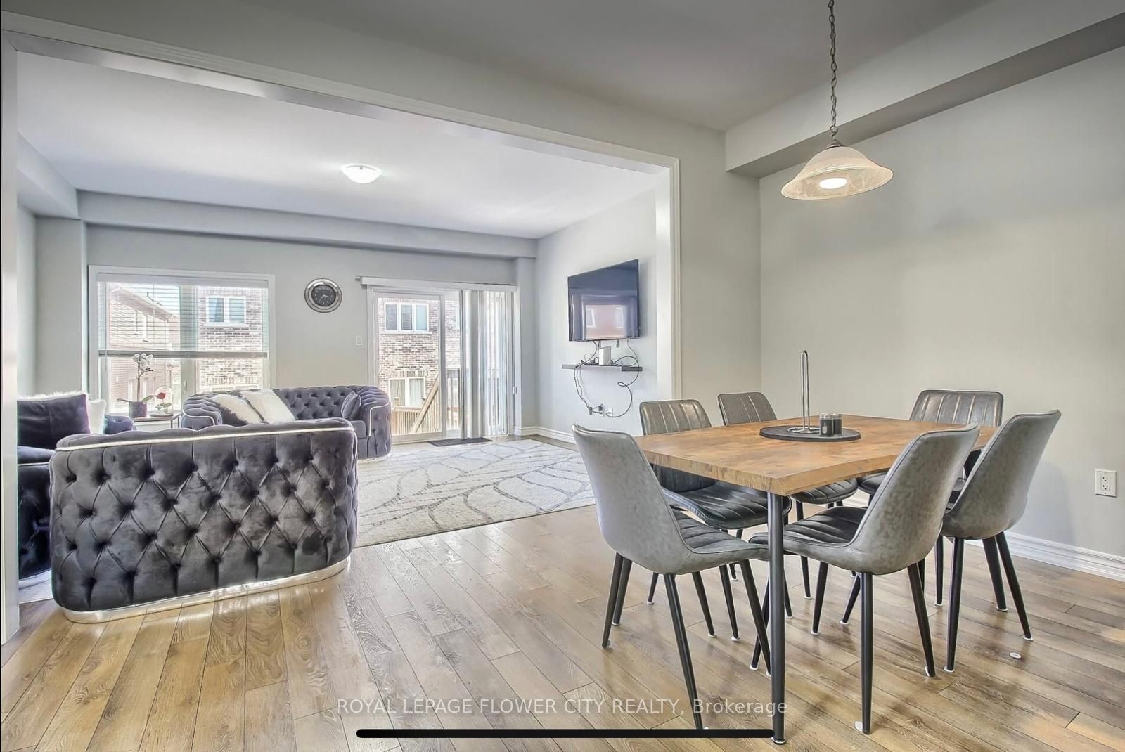 MLS #W12346517 image #23