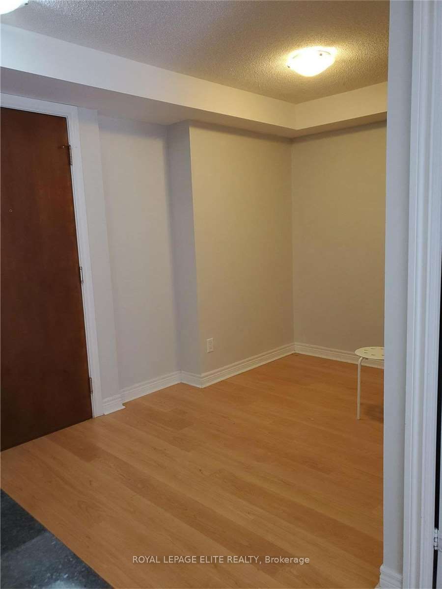 MLS #W12347799 image #6