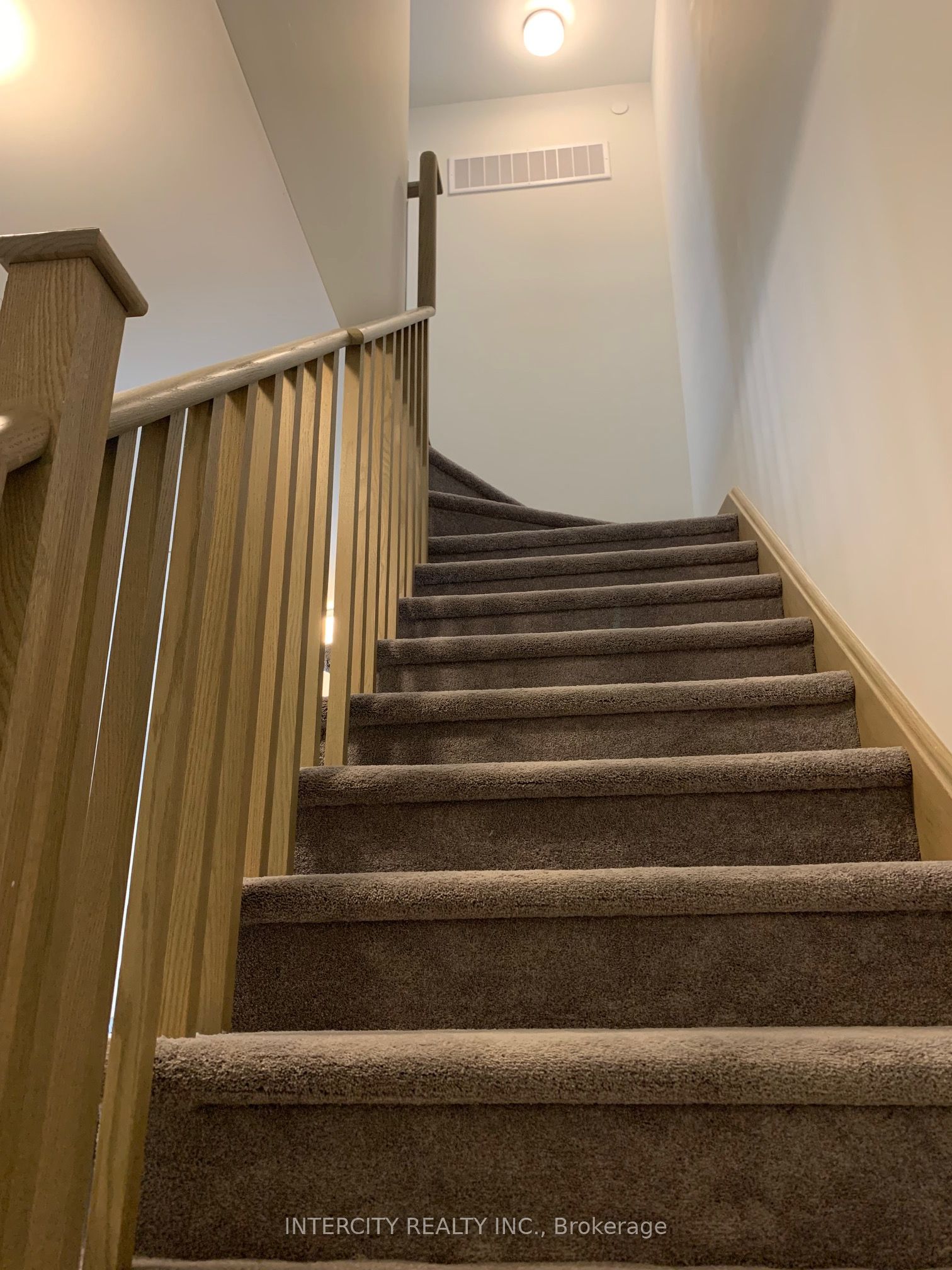 MLS #W12347837 image #9