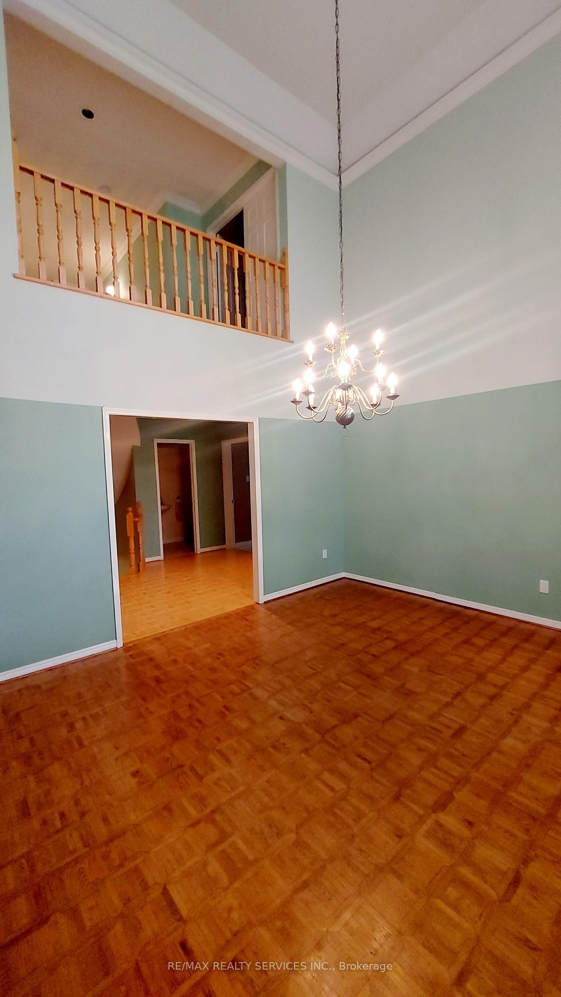 MLS #W12348242 image #13