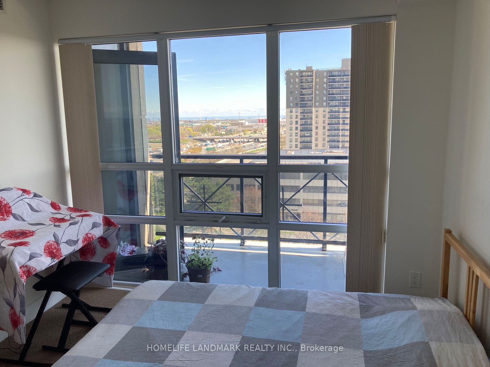 MLS #W12349196 image #5